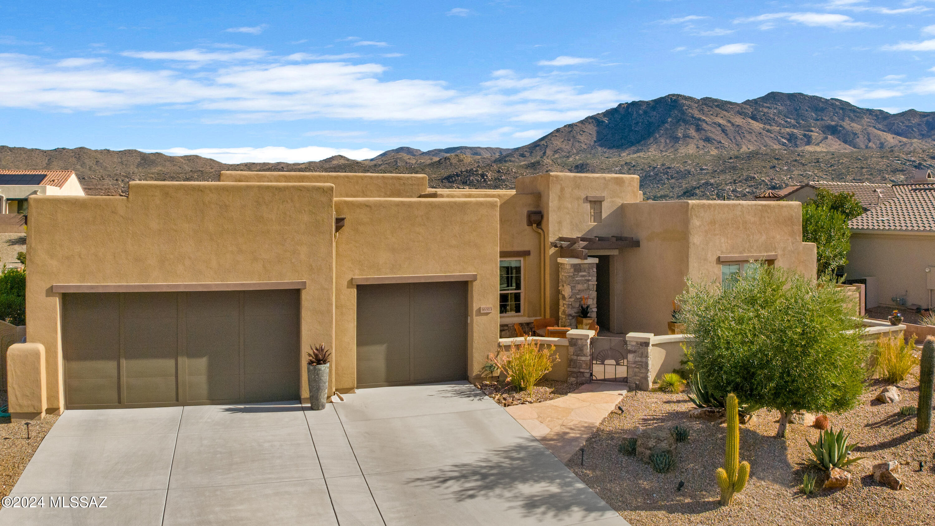 36513 S Cactus