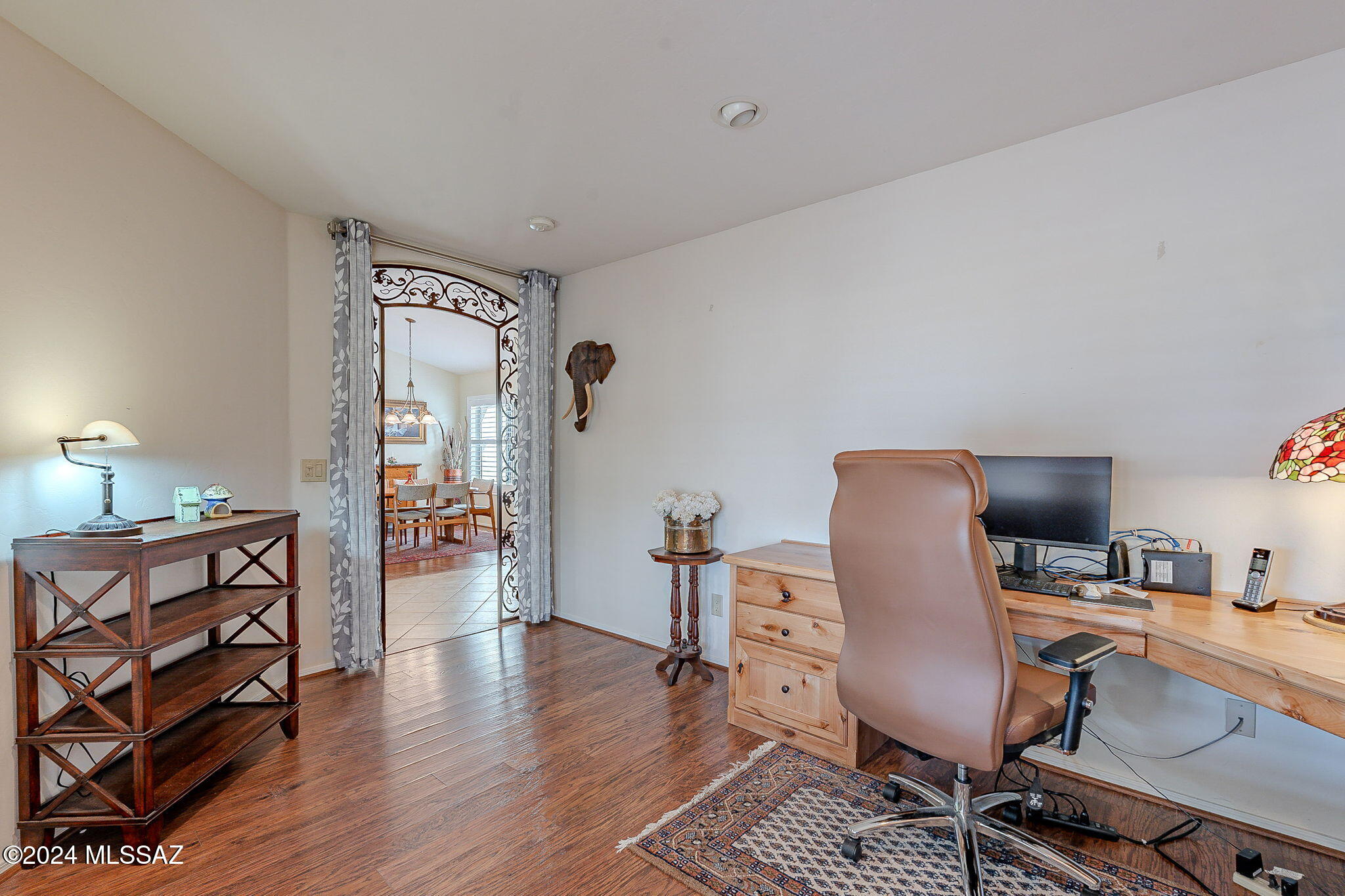 2435 E Mayview – photo