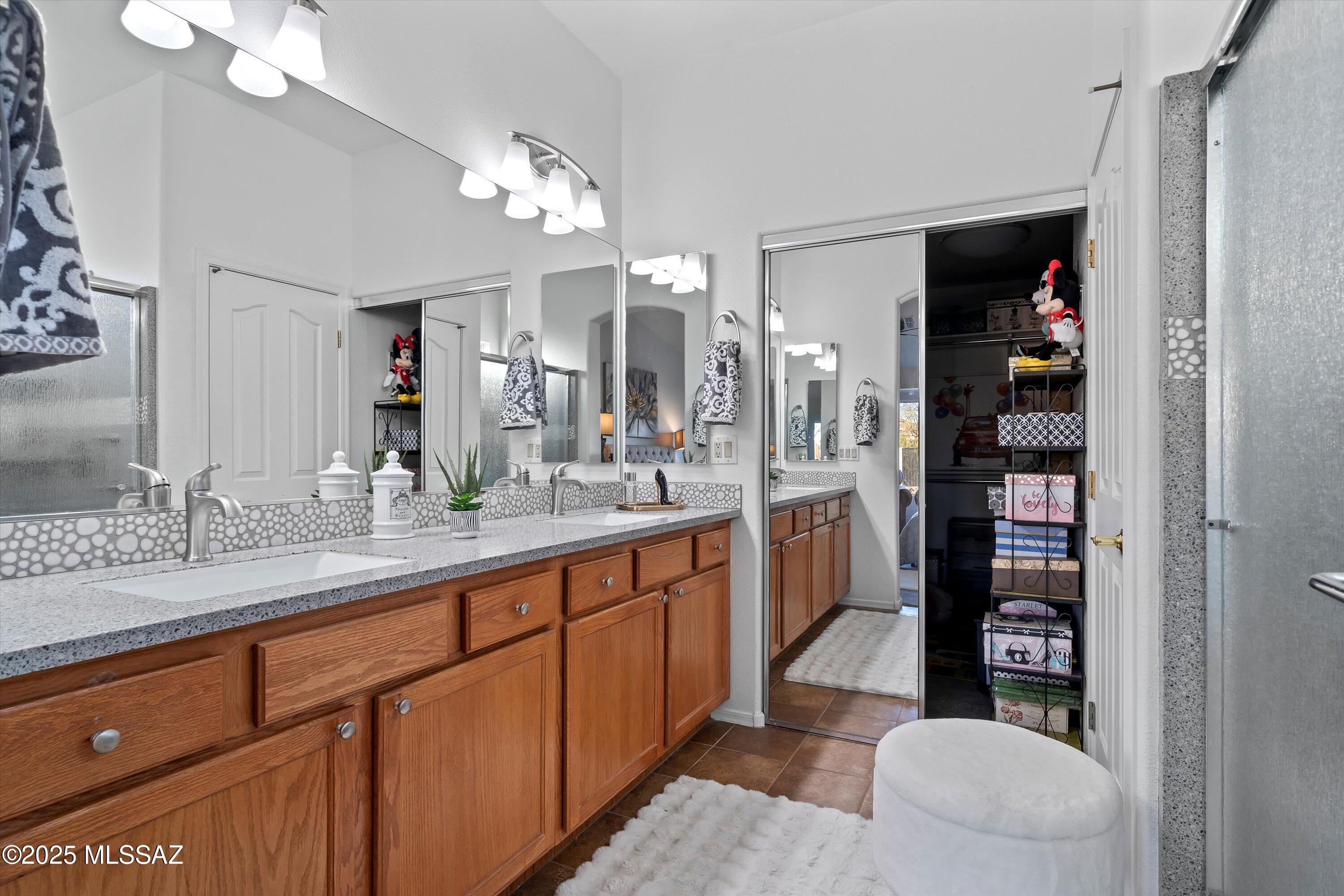 1875 E Wintergreen – photo