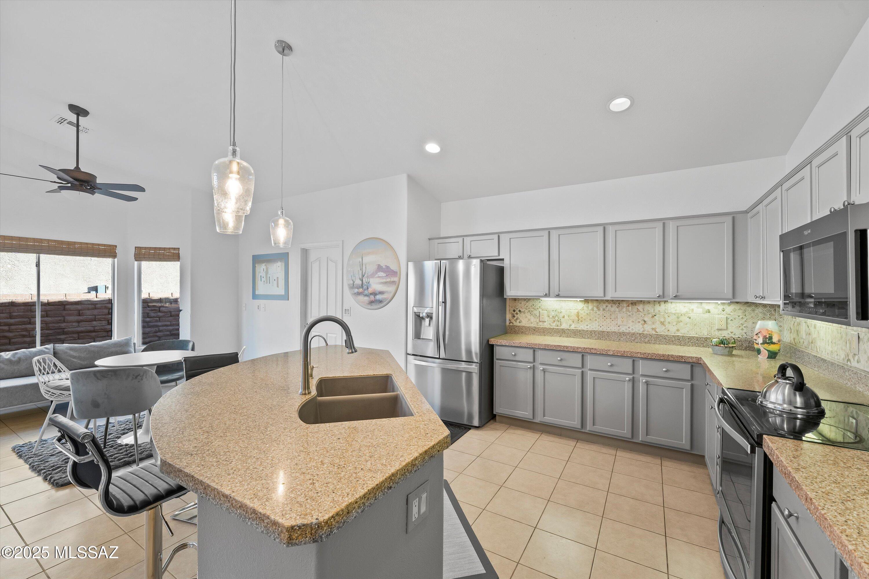 1875 E Wintergreen – photo