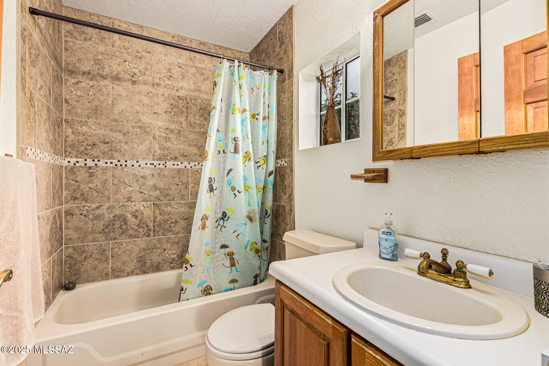 15850 N Razorback Ridge – photo