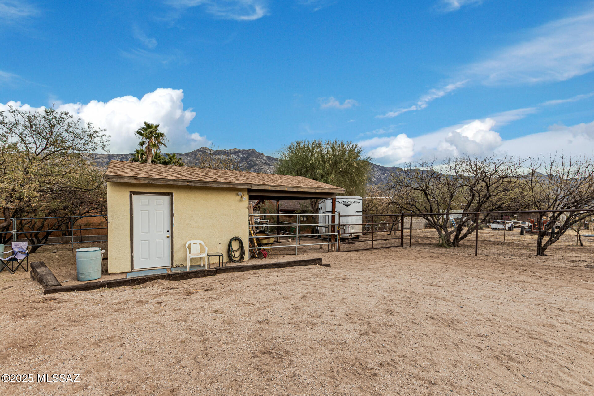 15850 N Razorback Ridge – photo