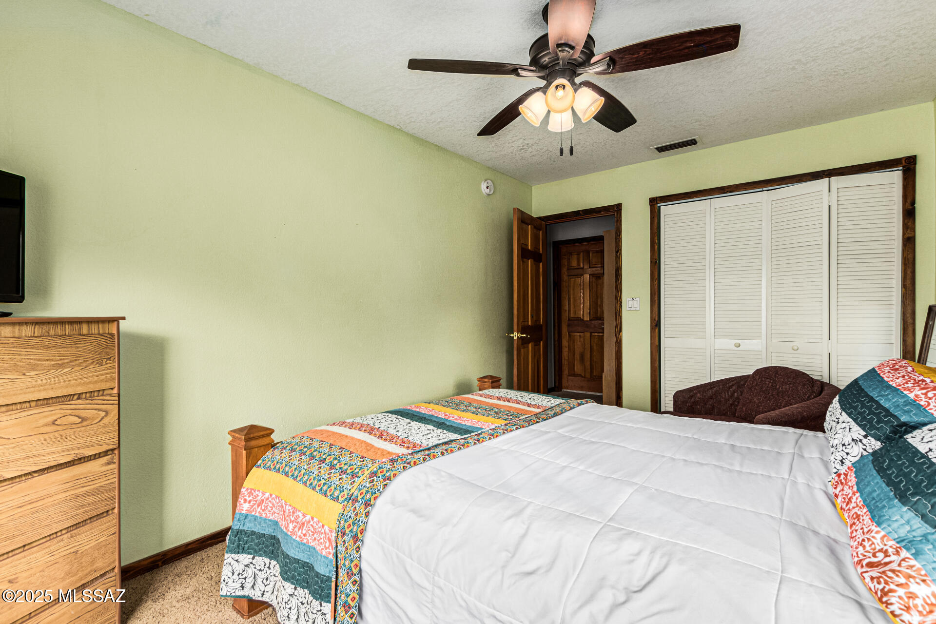 15850 N Razorback Ridge – photo
