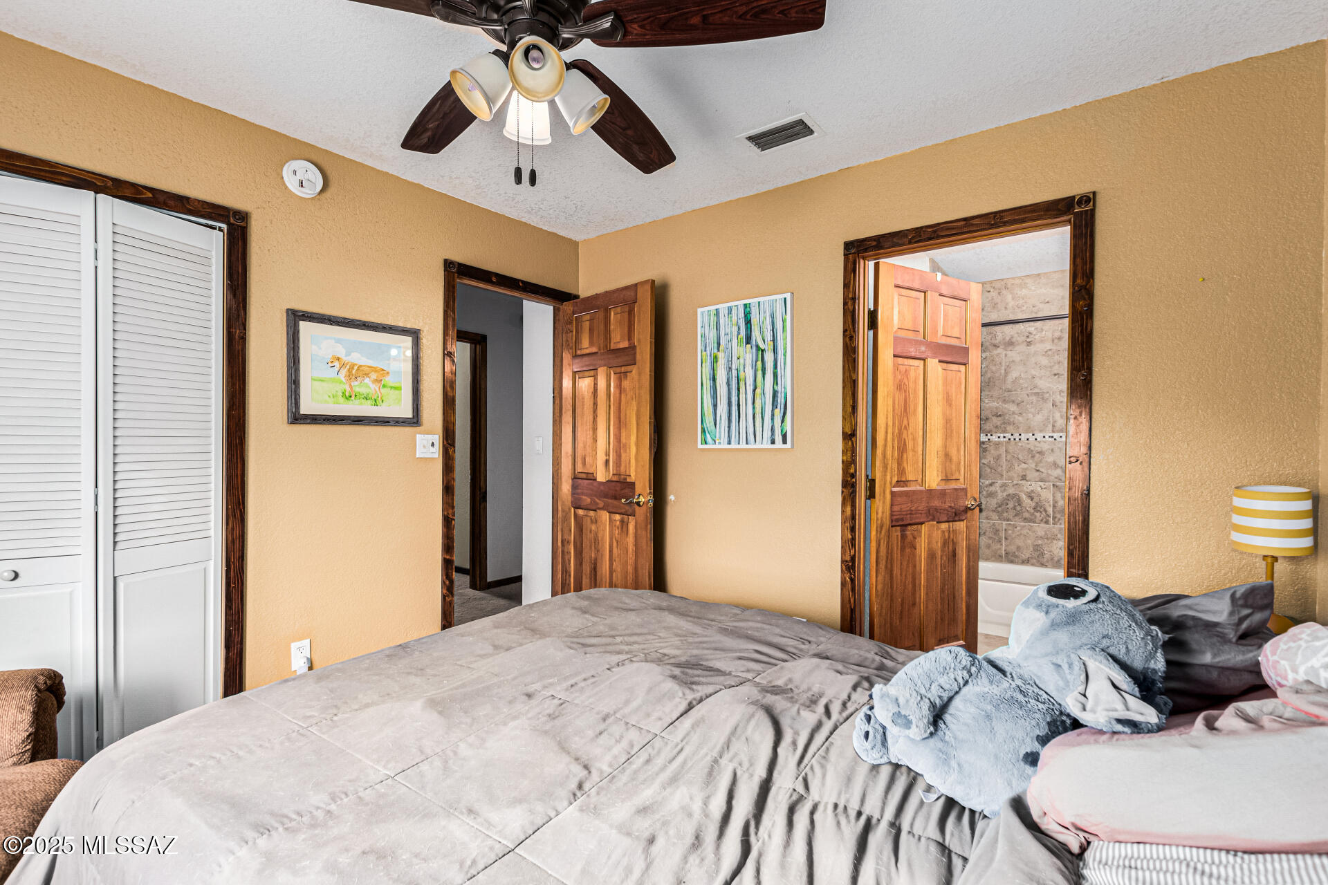 15850 N Razorback Ridge – photo