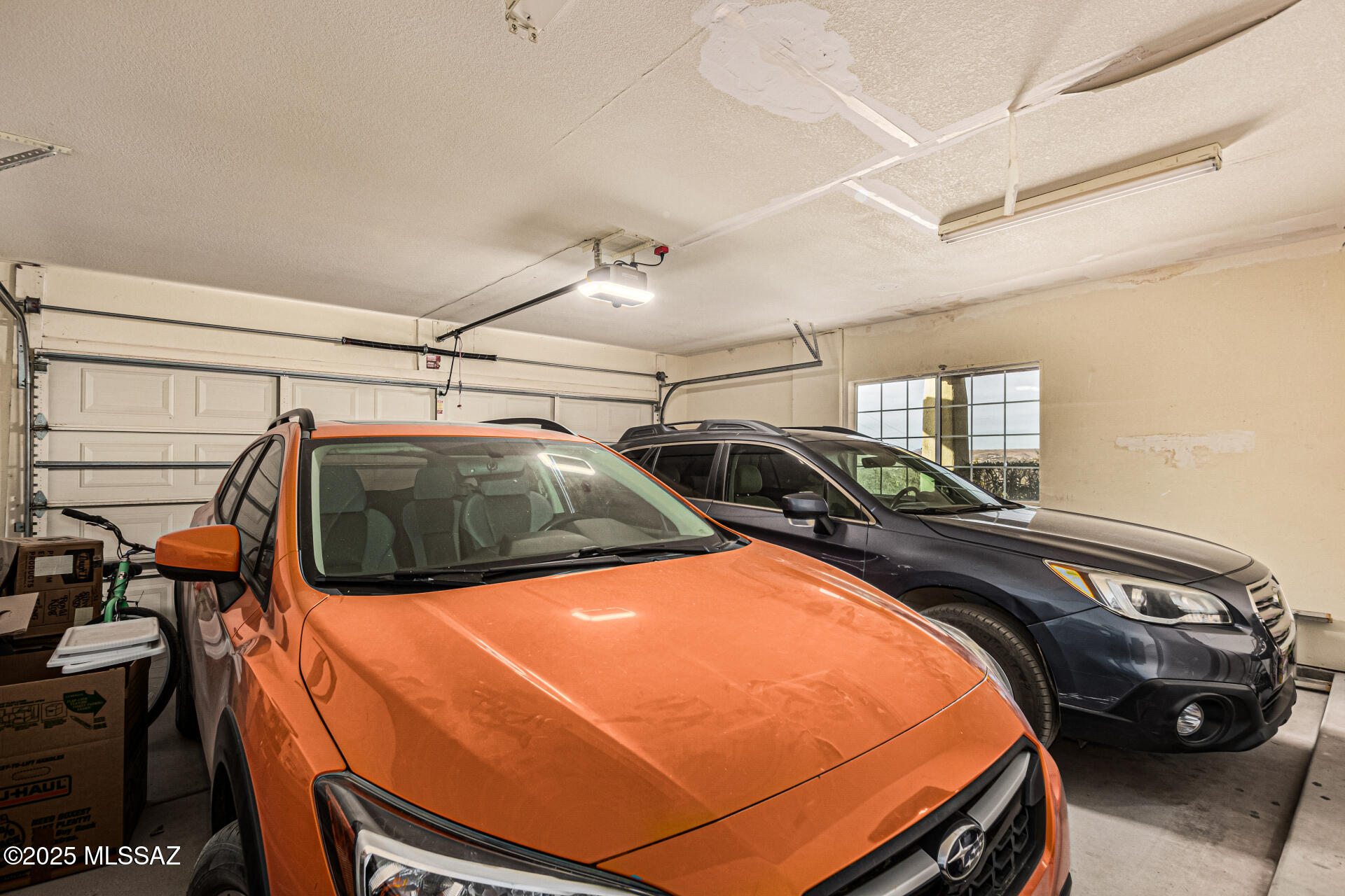 15850 N Razorback Ridge – photo