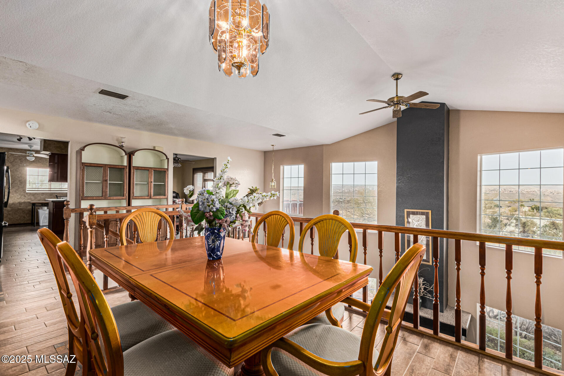 15850 N Razorback Ridge – photo
