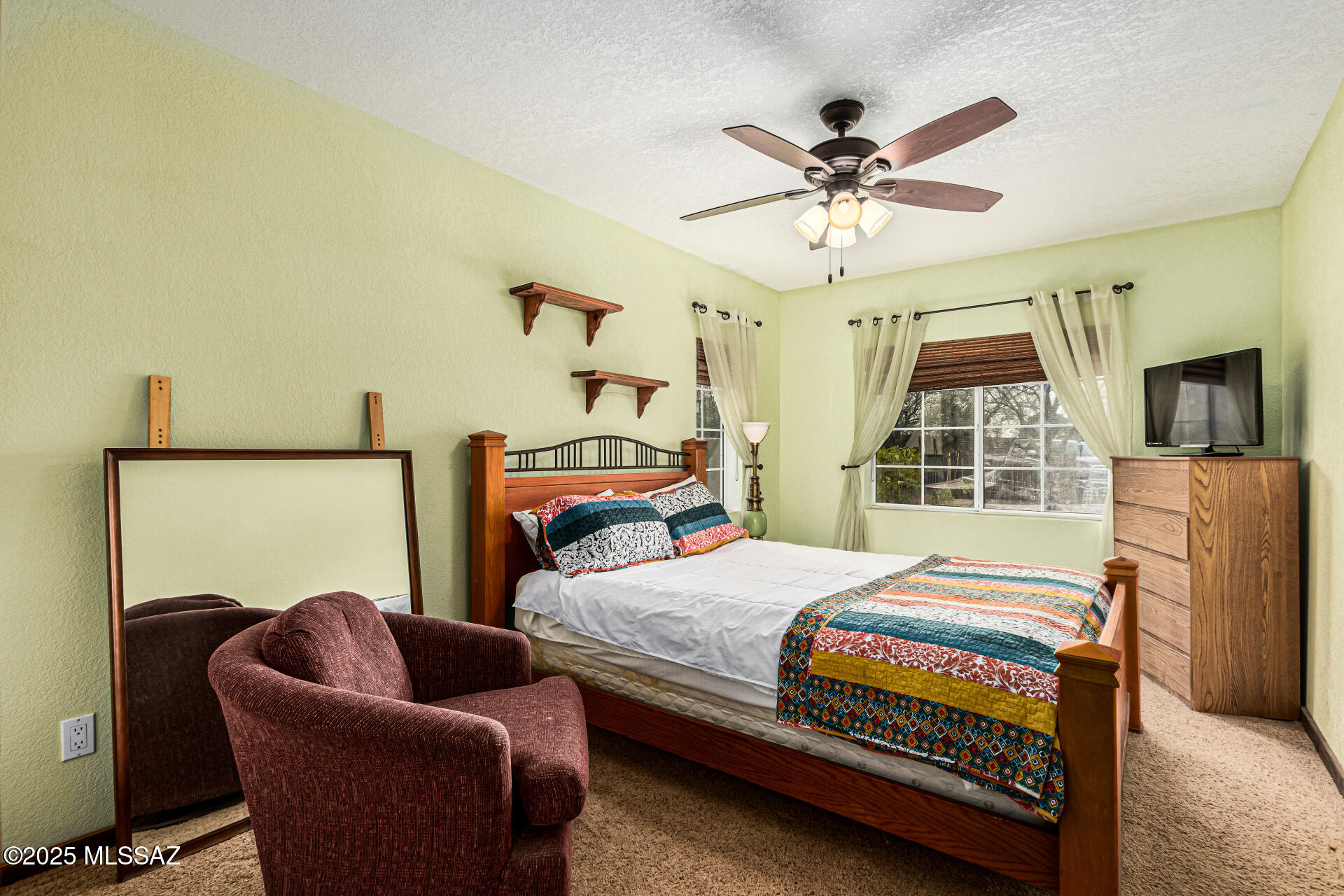 15850 N Razorback Ridge – photo