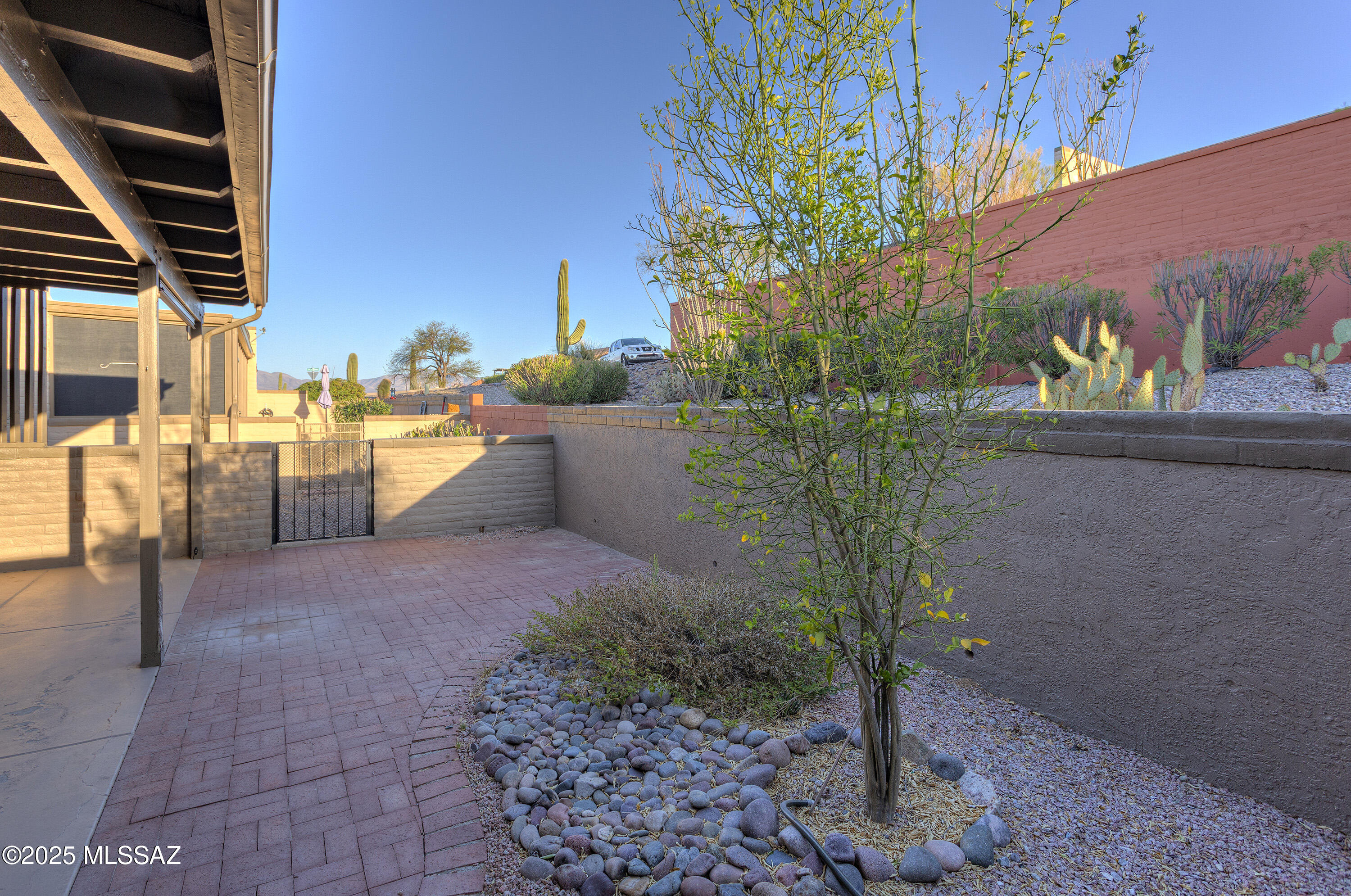 1287 W Calle Altamira – photo