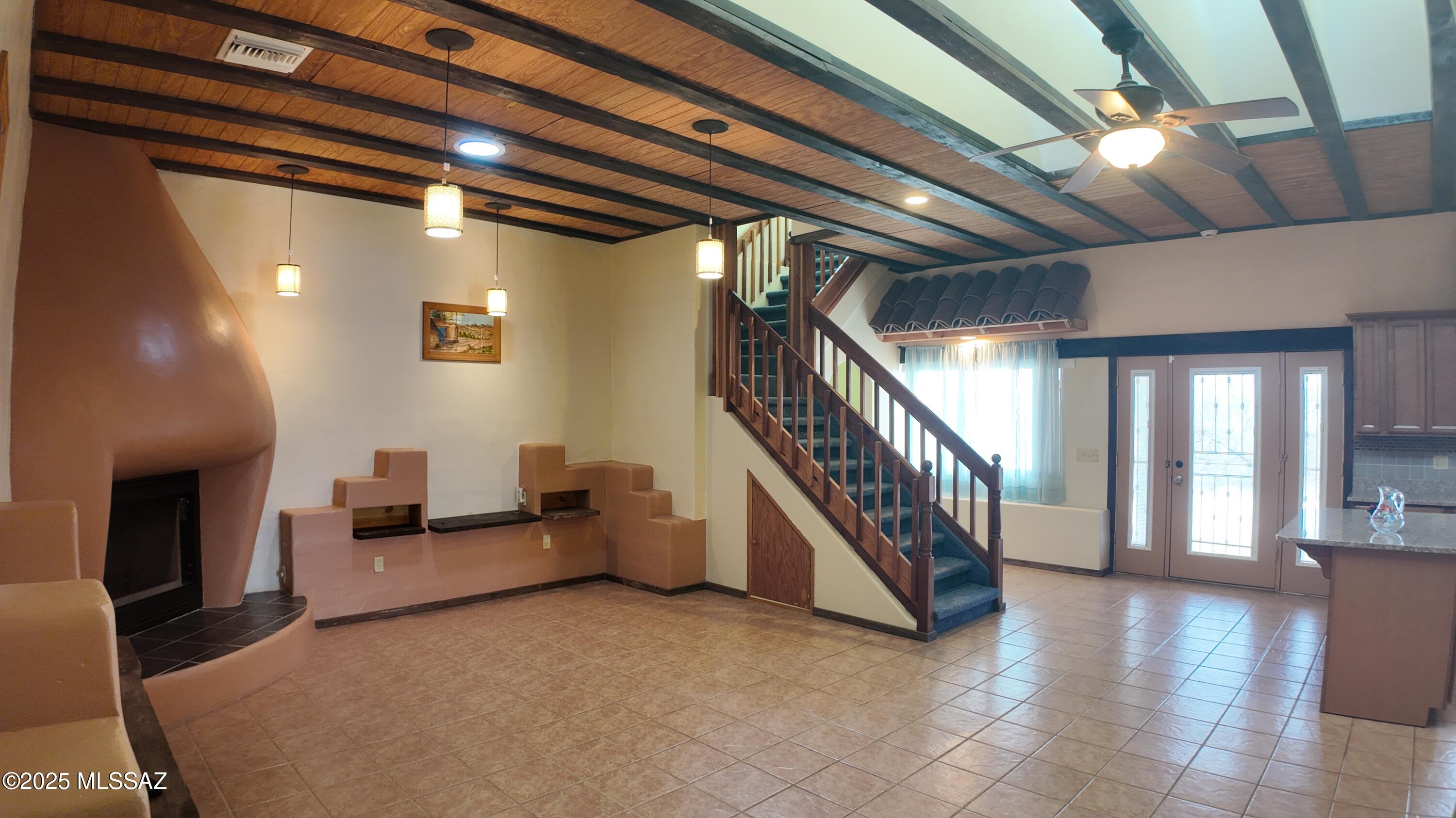 1140 W Jennella – photo