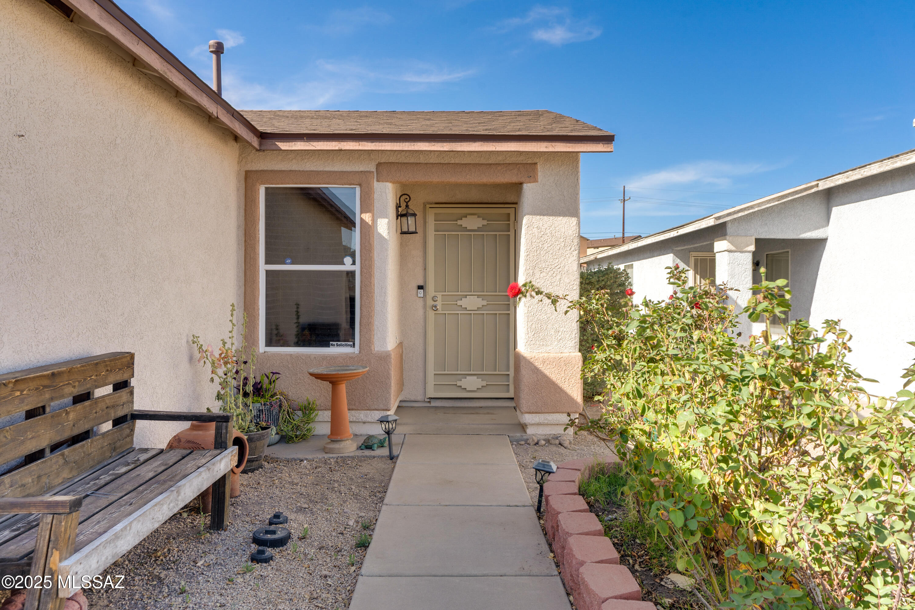 3716 W Fenton – photo