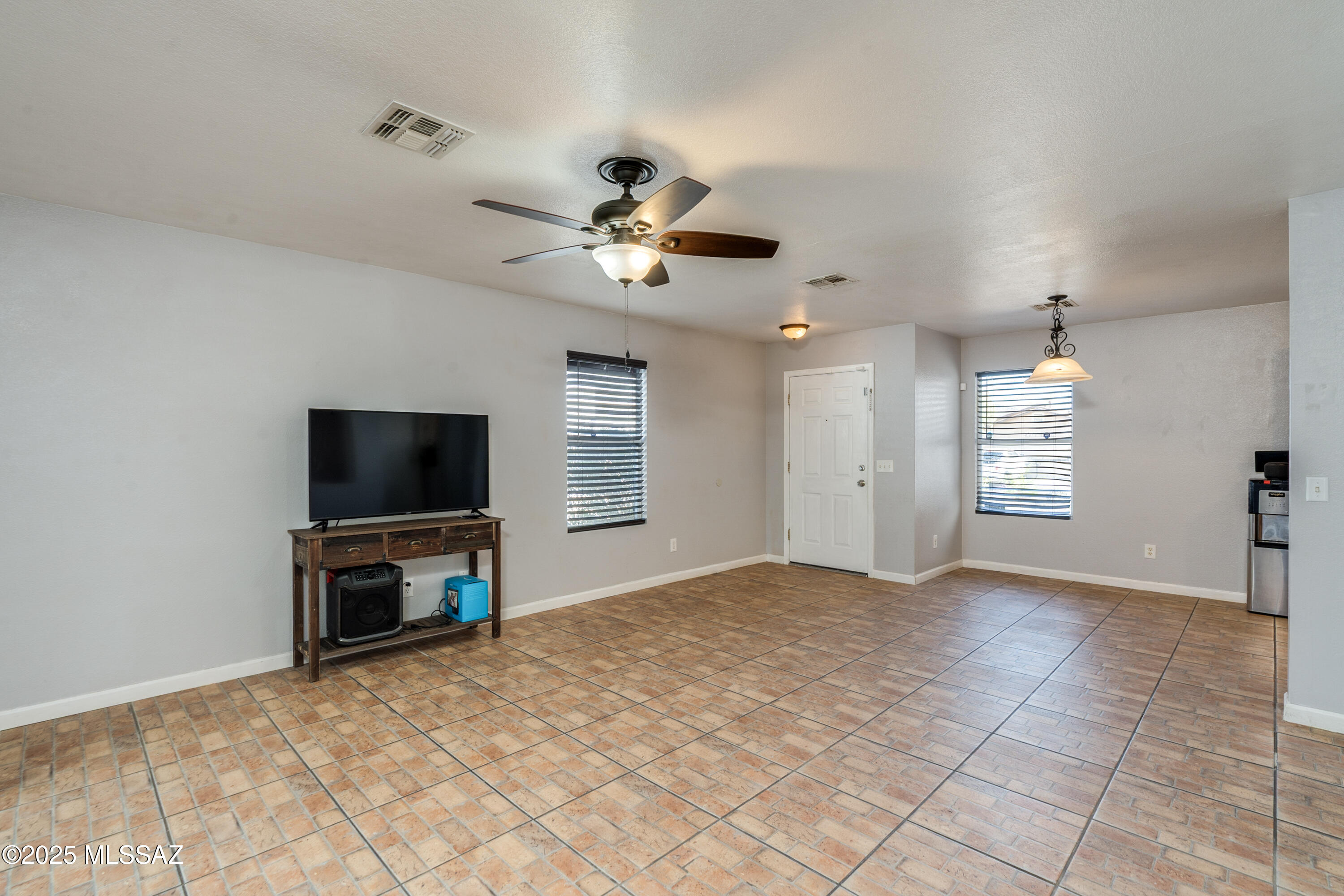 3716 W Fenton – photo