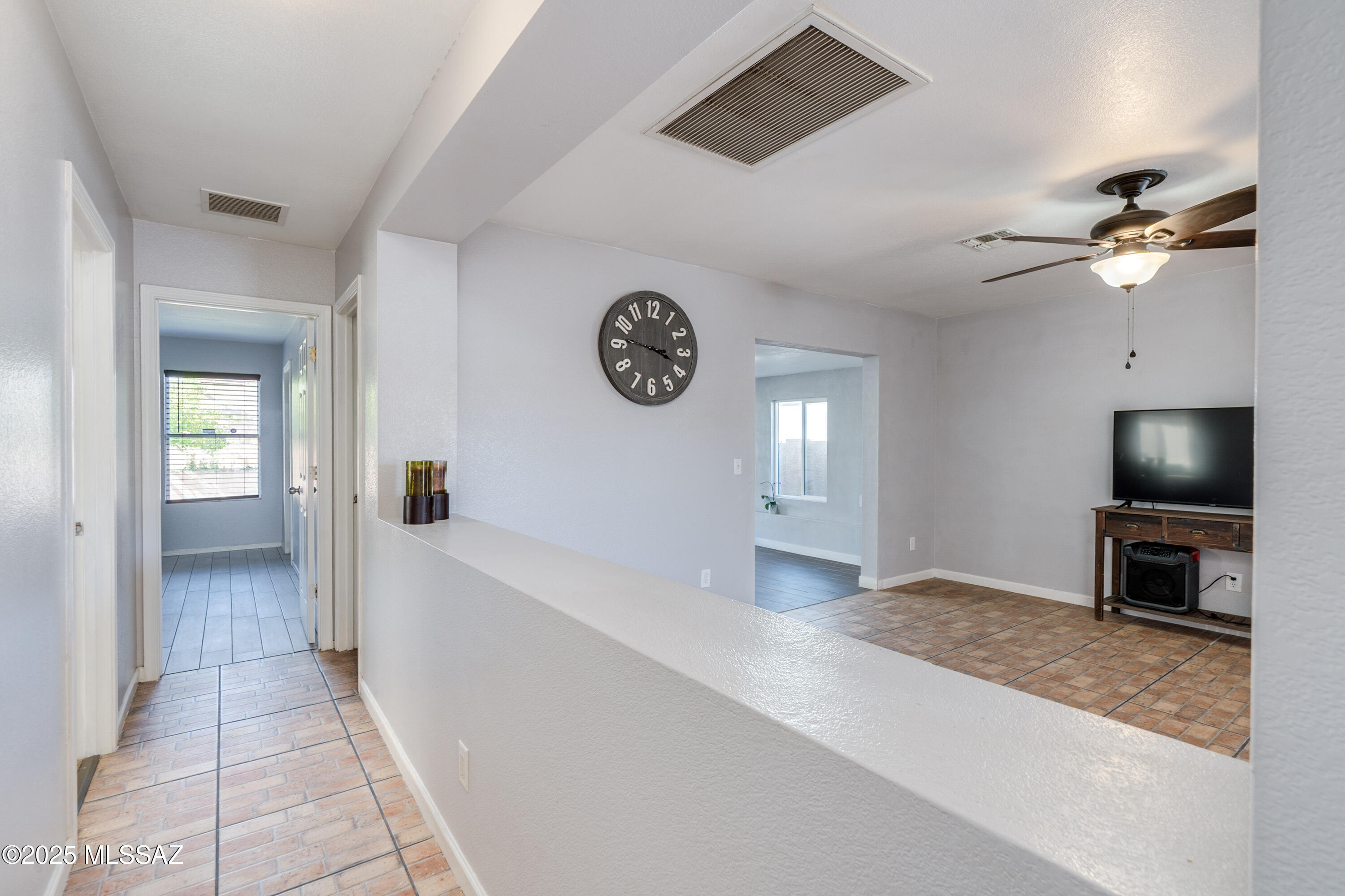 3716 W Fenton – photo