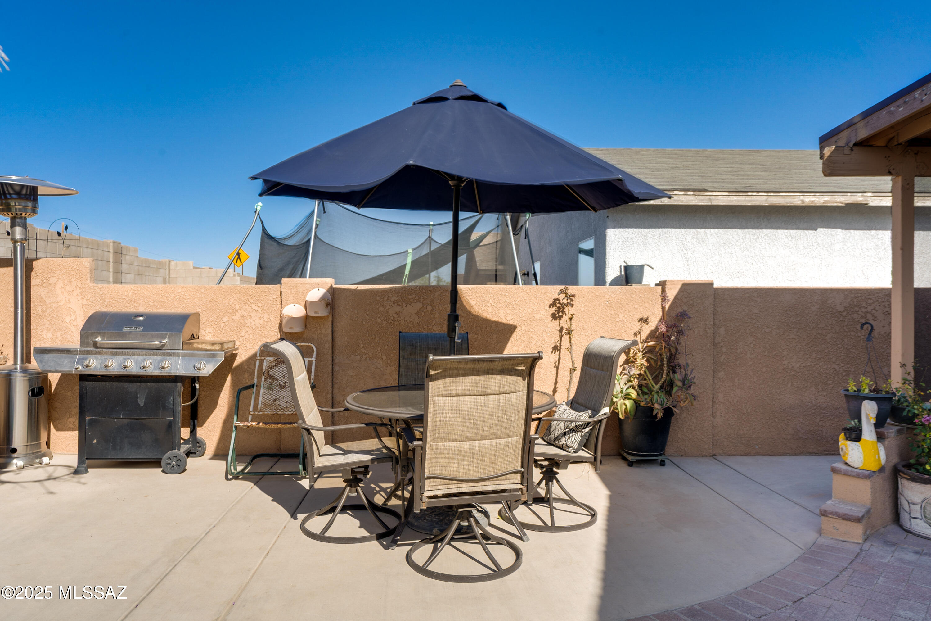 3716 W Fenton – photo