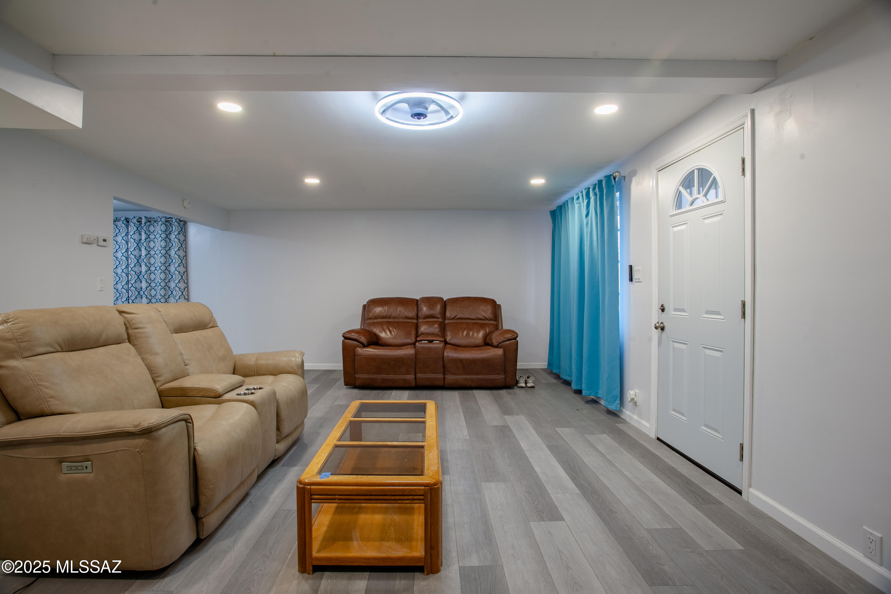 4657 E 29th – photo