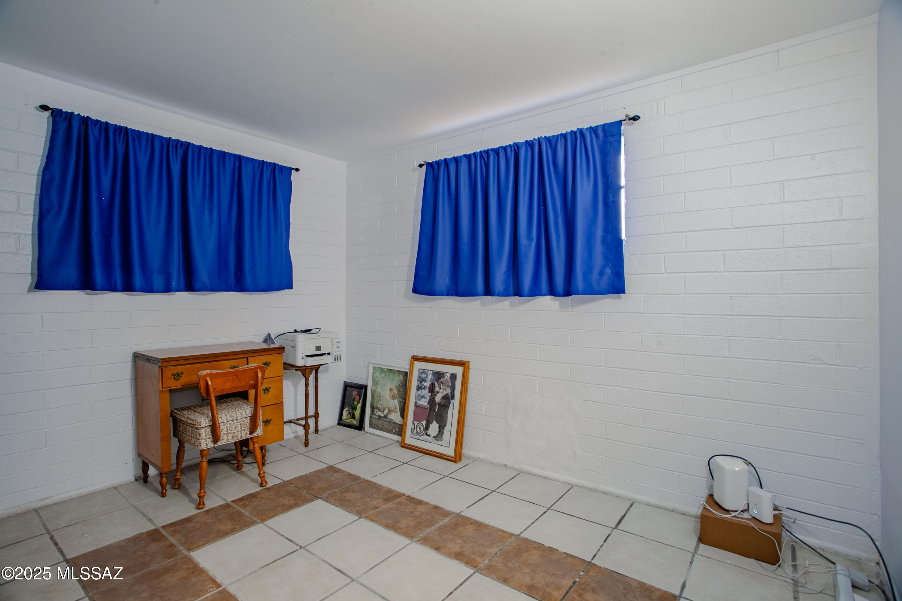 4657 E 29th – photo
