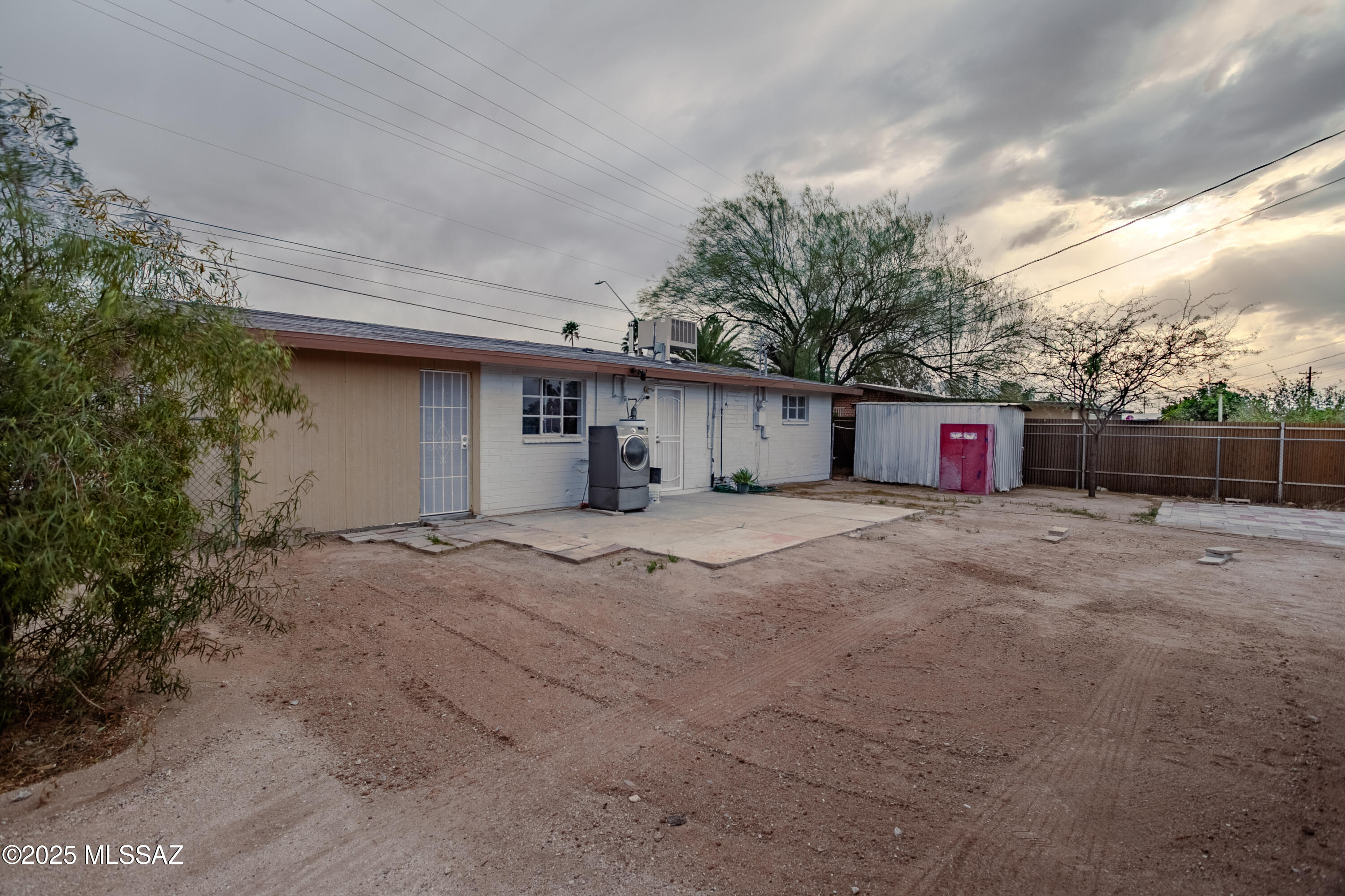 4657 E 29th – photo