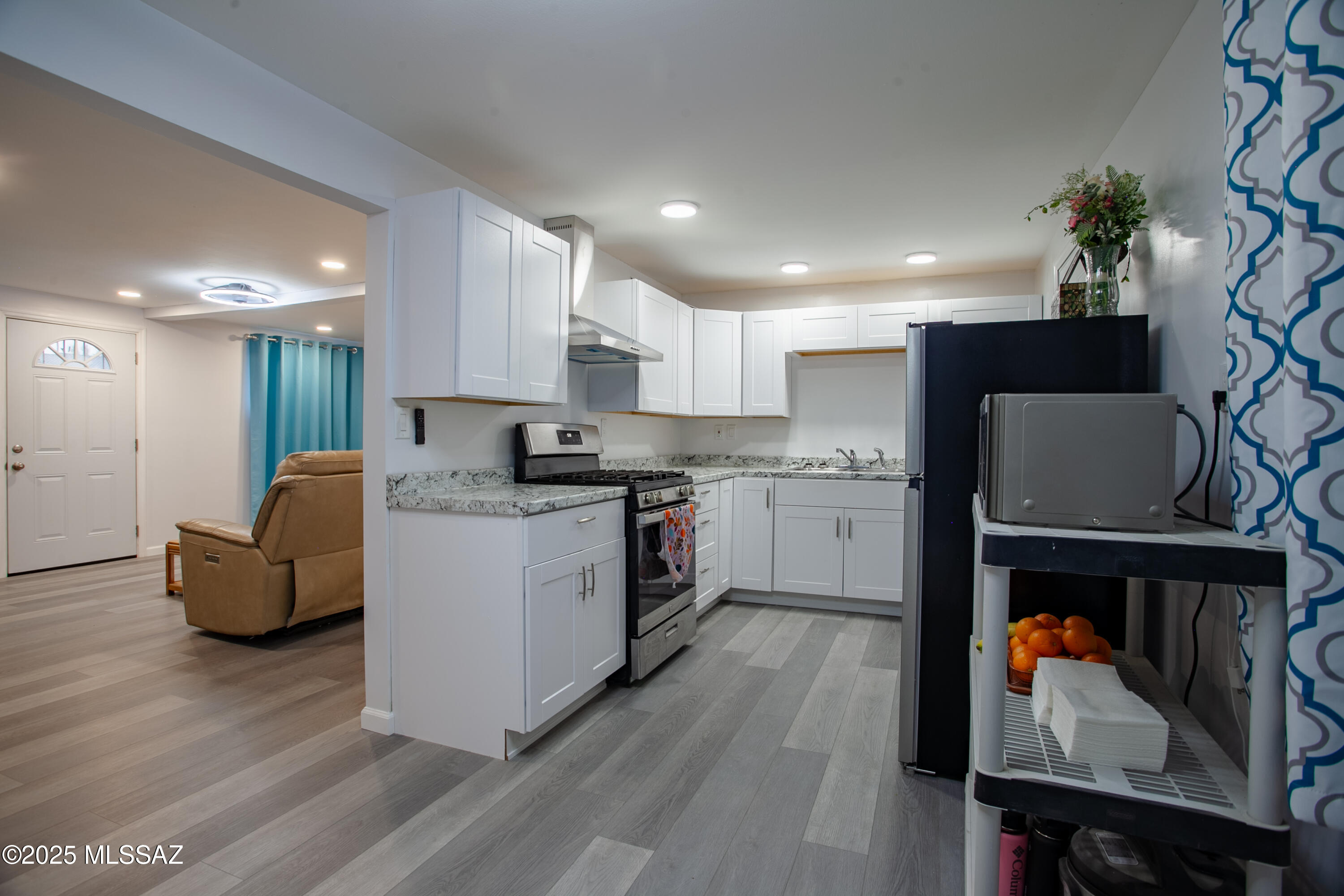 4657 E 29th – photo