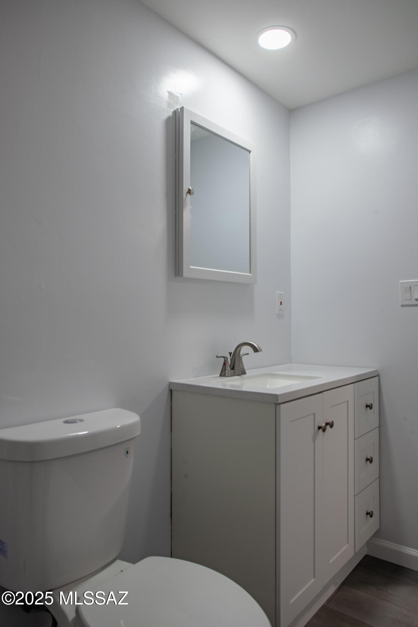 4657 E 29th – photo