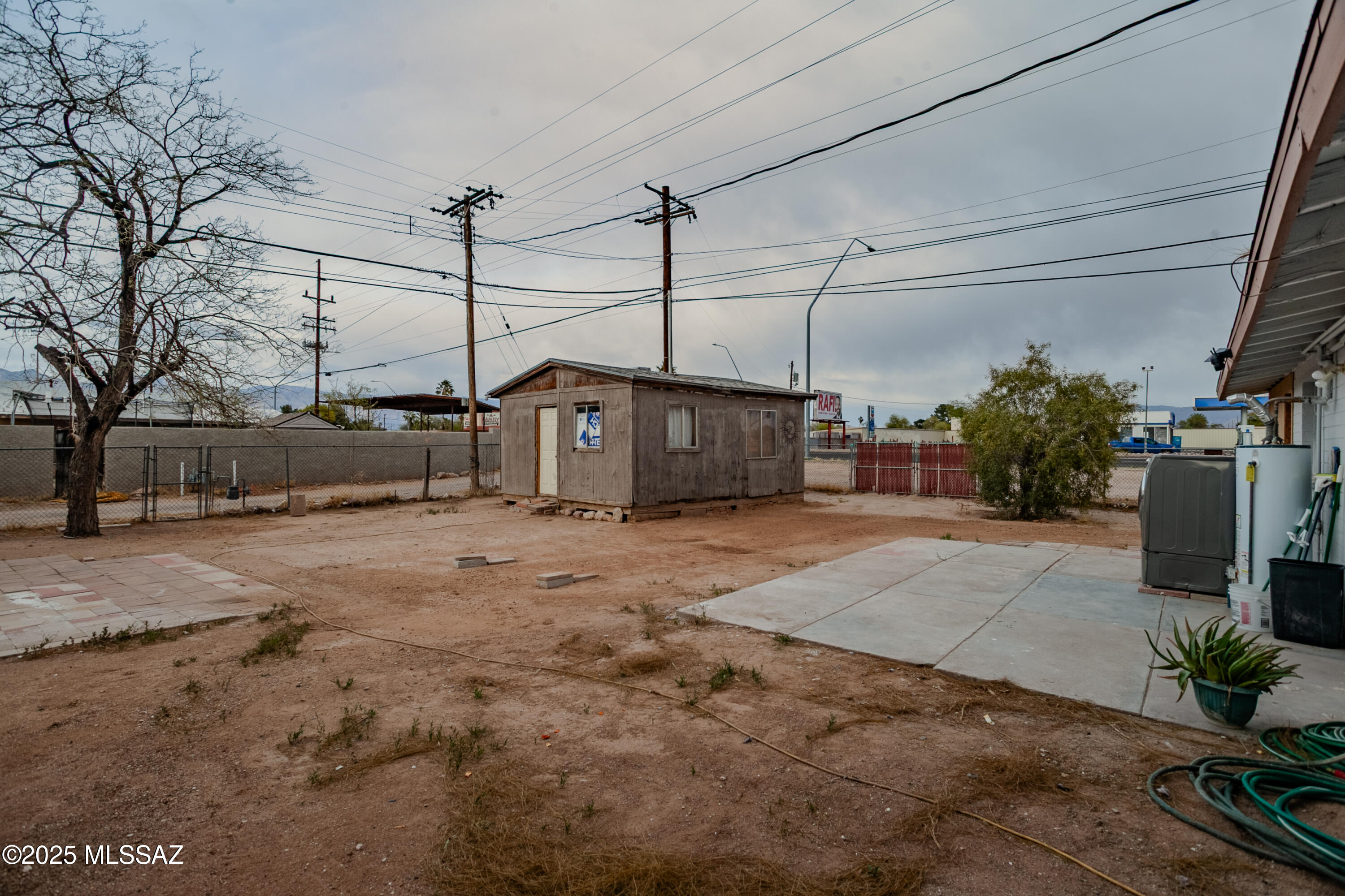 4657 E 29th – photo