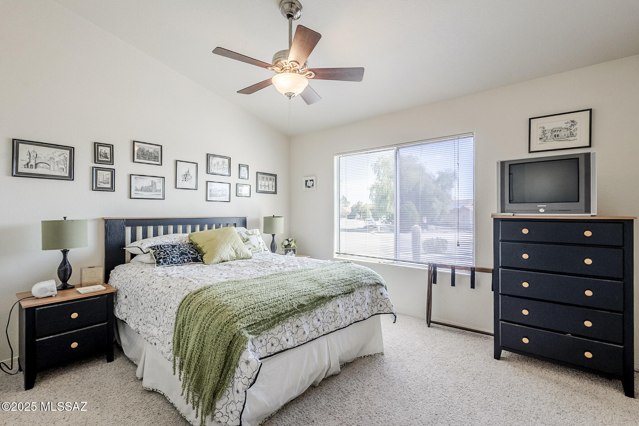 2240 S Quail Hollow – photo