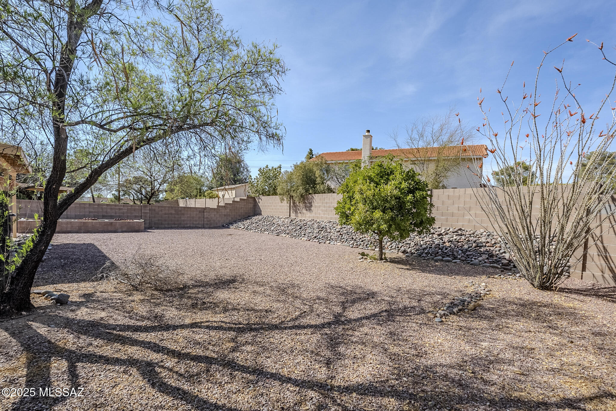 2240 S Quail Hollow – photo