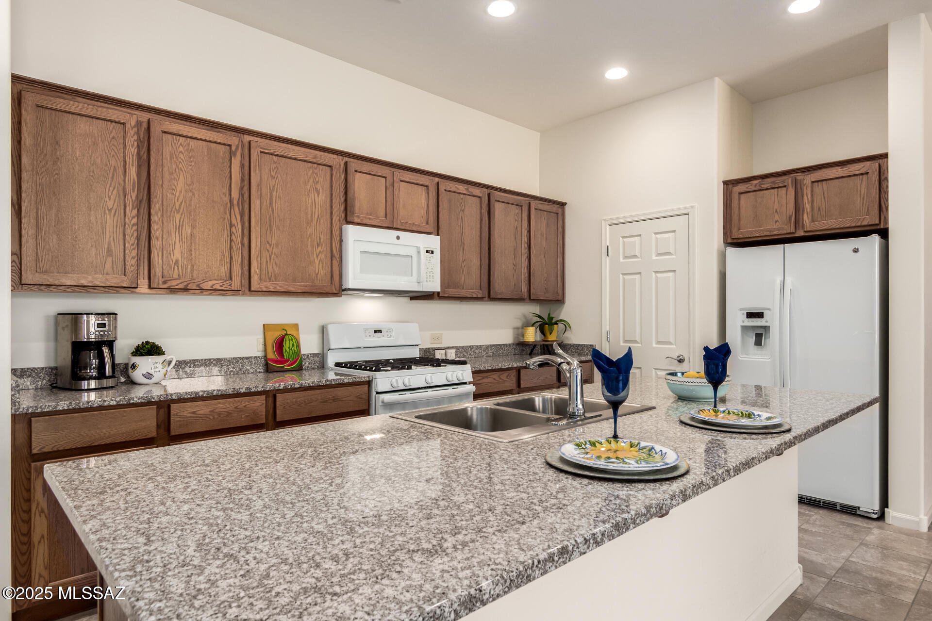 61078 E Shale – photo