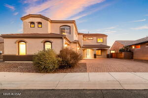 8695 W Cadwell