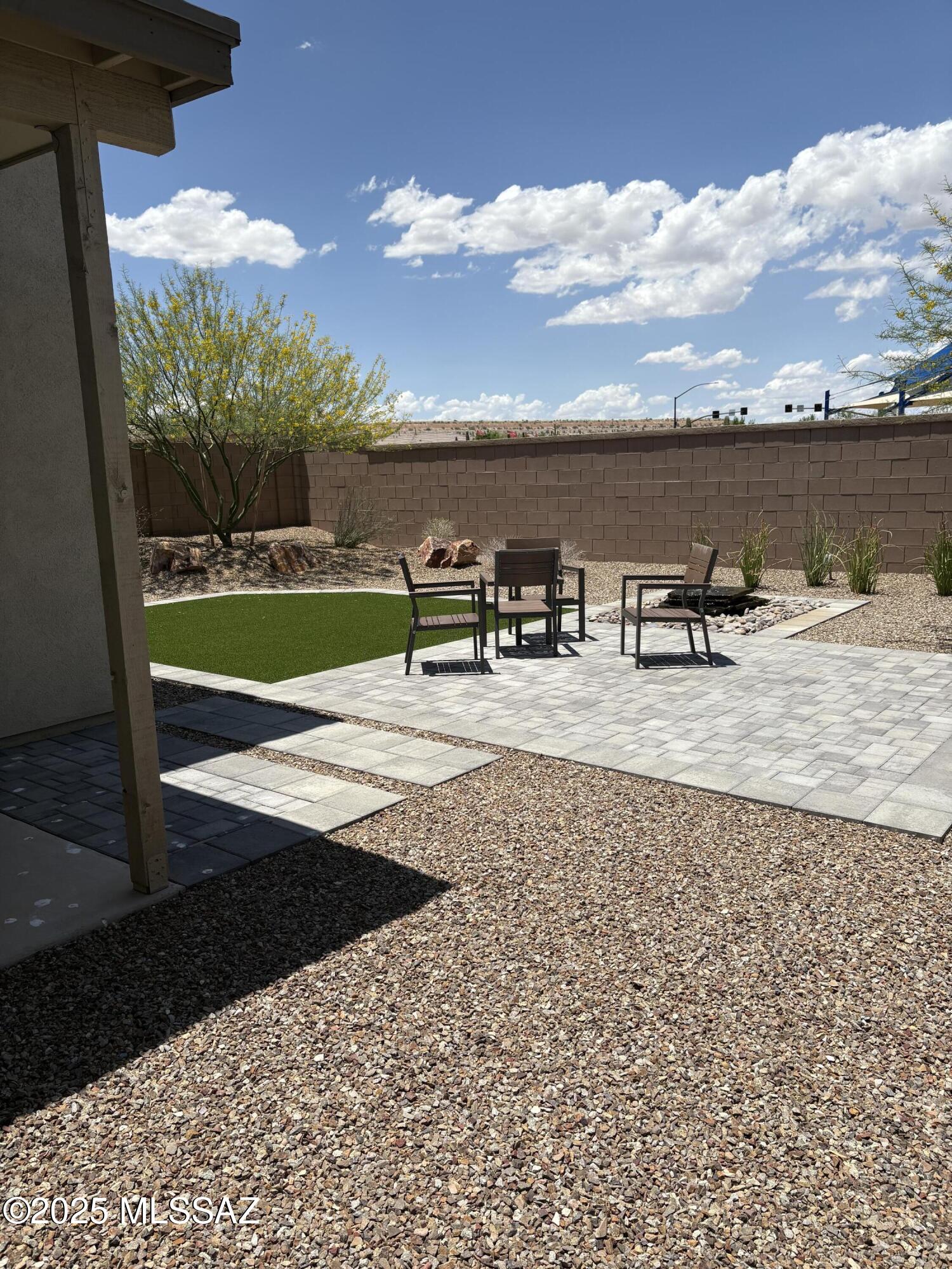 784 W Calle El Acuario – photo