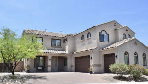 8647 W Cadwell