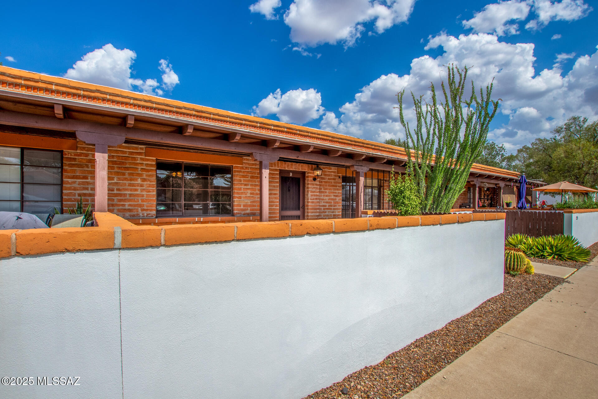 235 S Paseo Quinta APT B – photo
