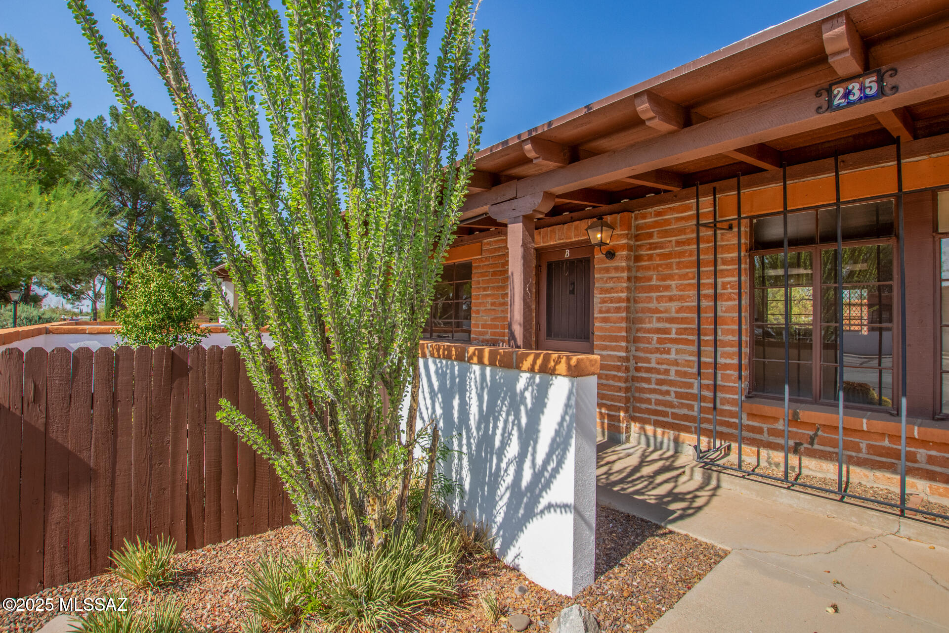 235 S Paseo Quinta APT B – photo