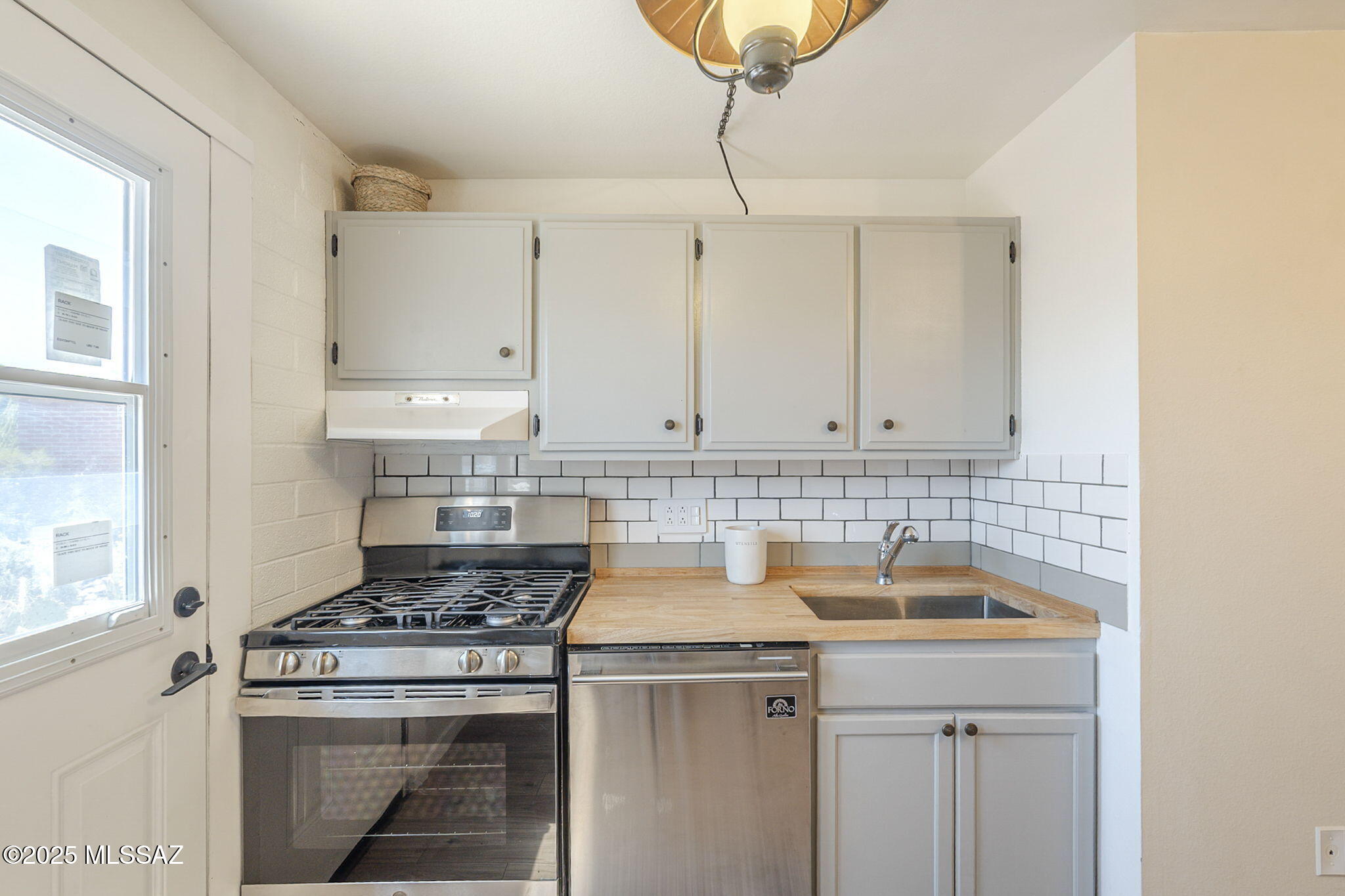 221 S Paseo Tierra APT A – photo