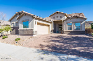 9800 N Saguaro Breeze