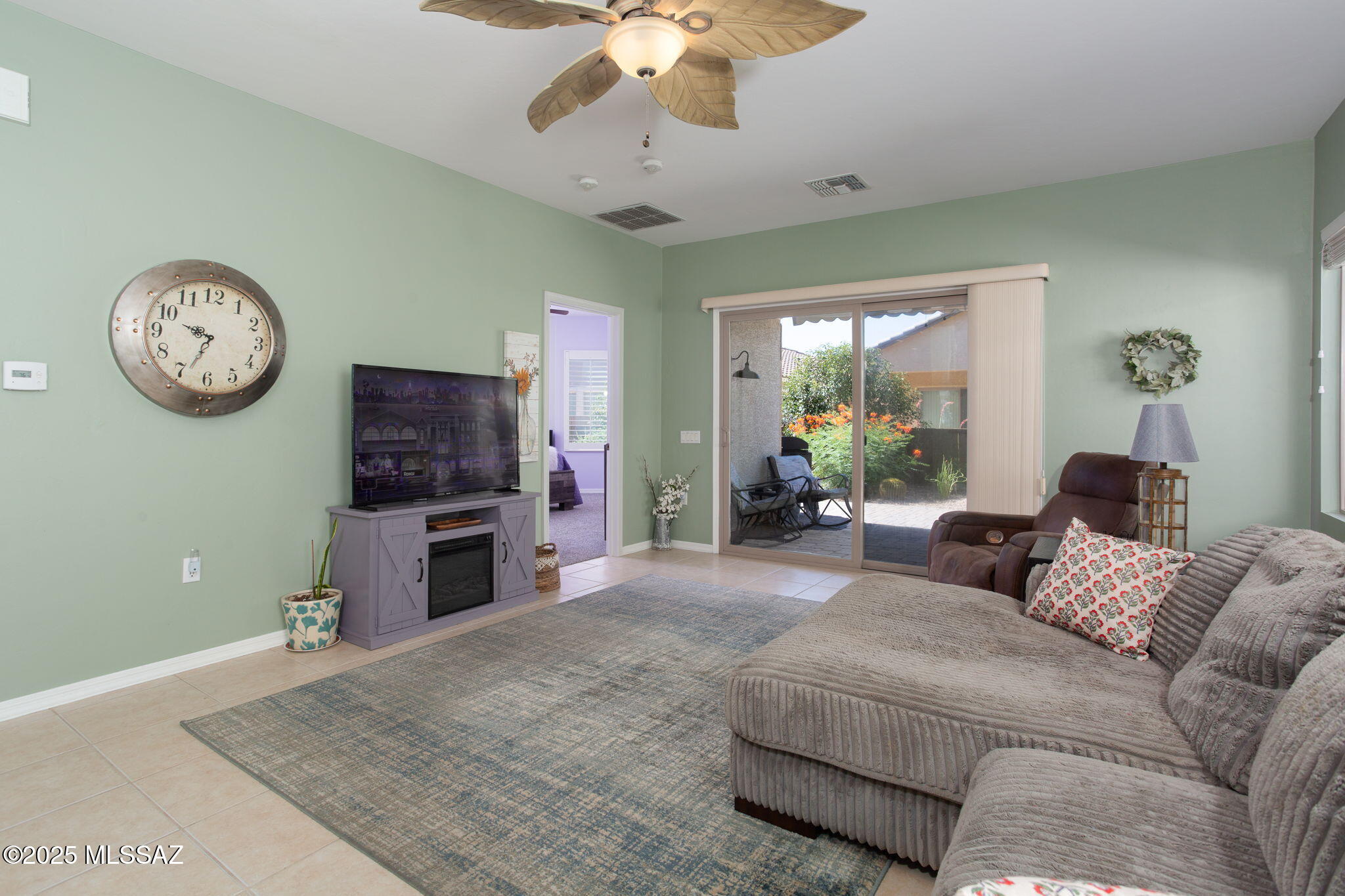 307 W Calle Media Luz – photo