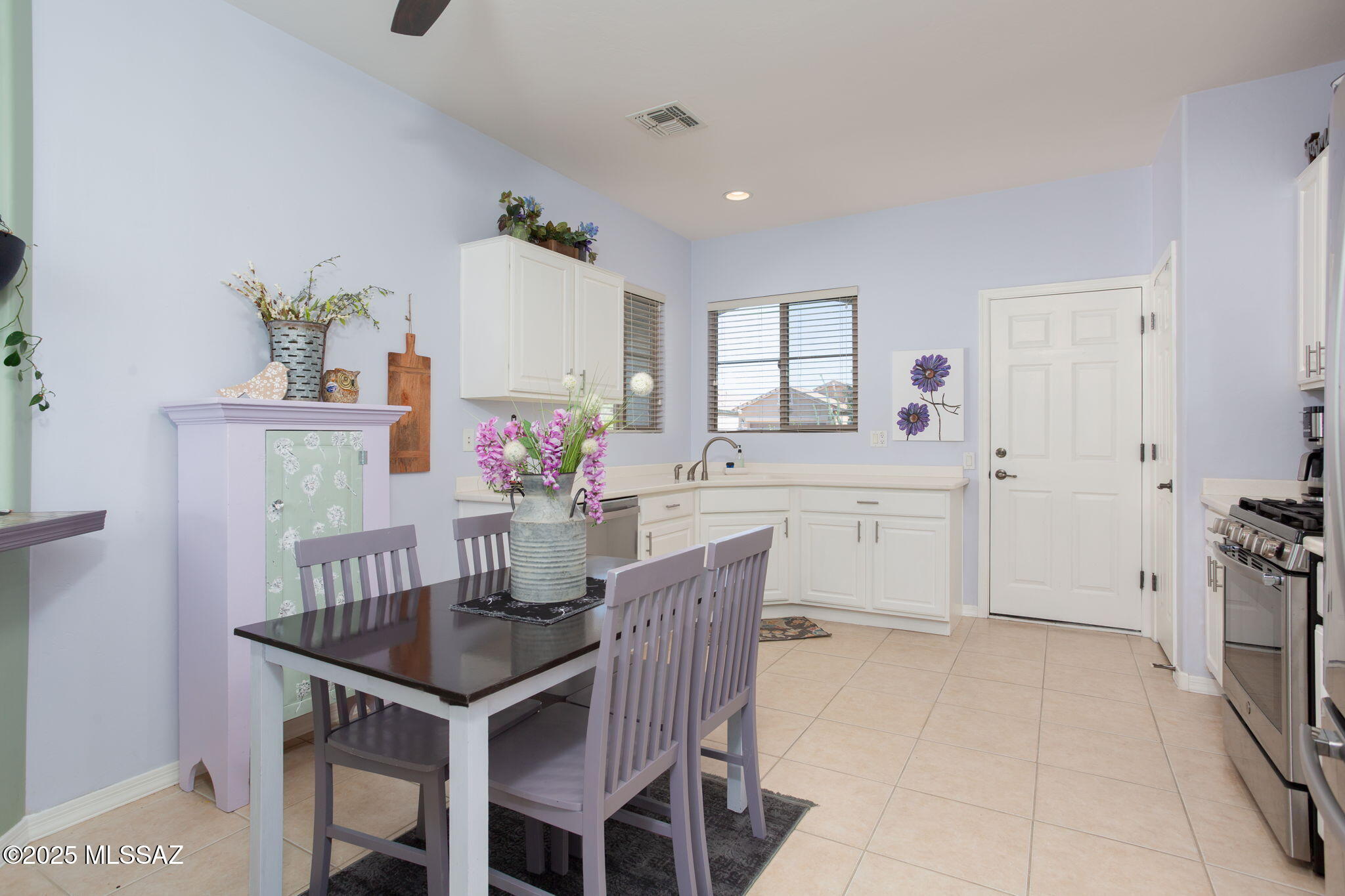 307 W Calle Media Luz – photo