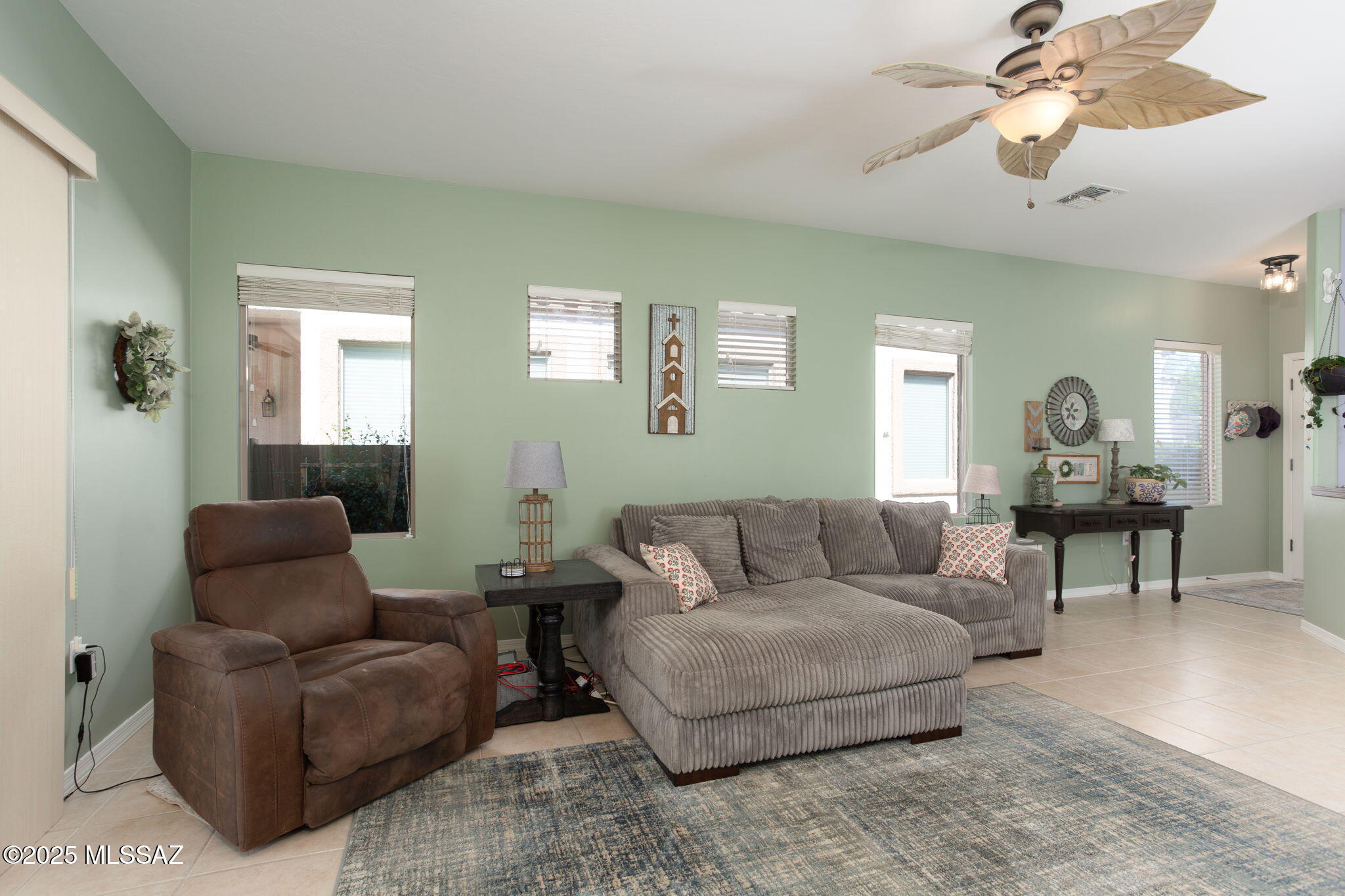 307 W Calle Media Luz – photo