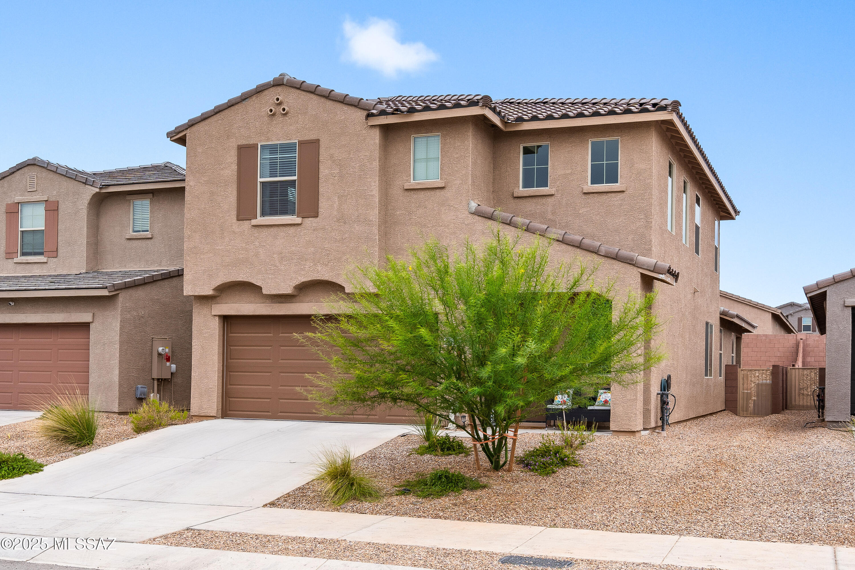 12608 E Caden – photo