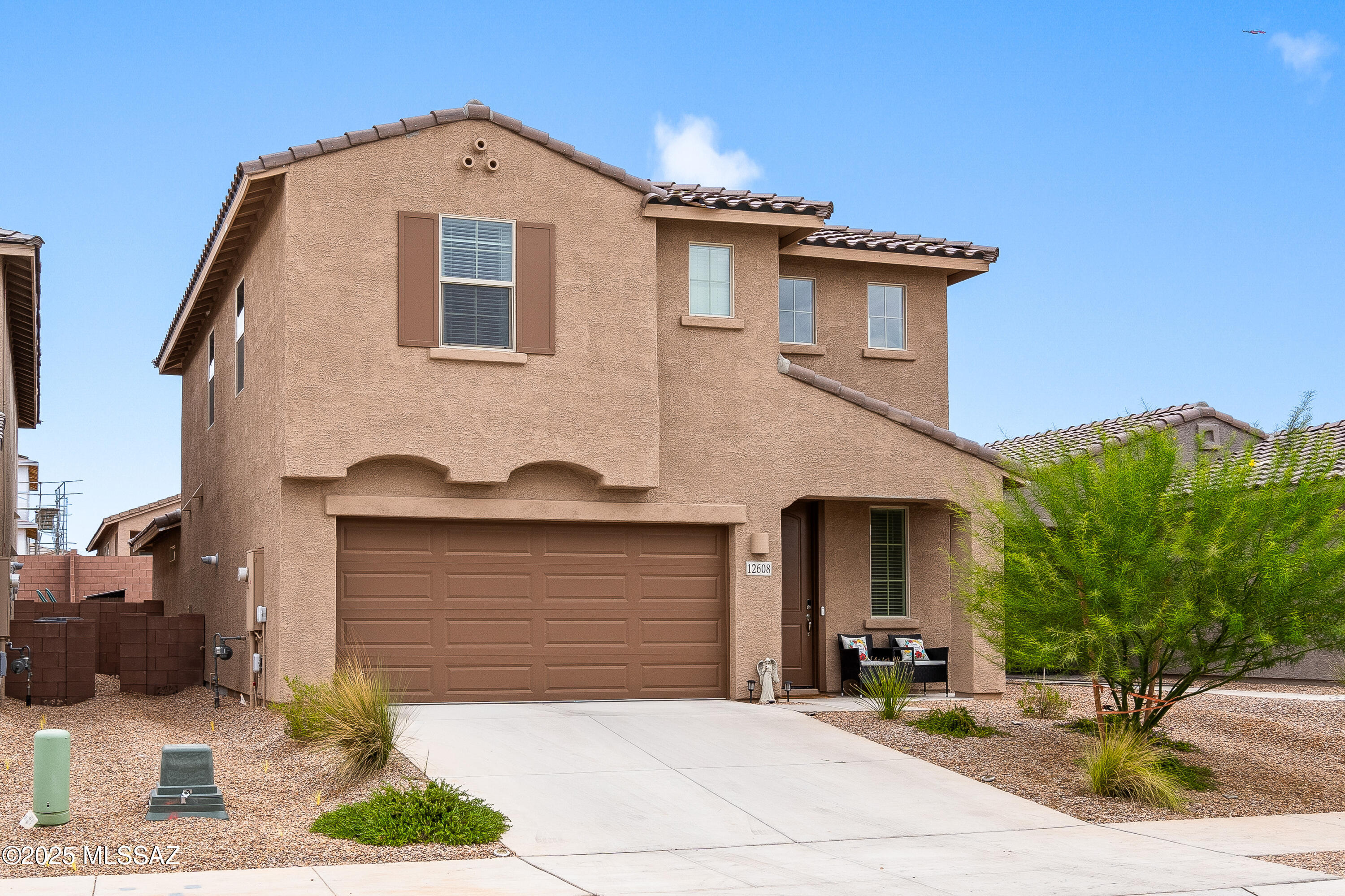 12608 E Caden