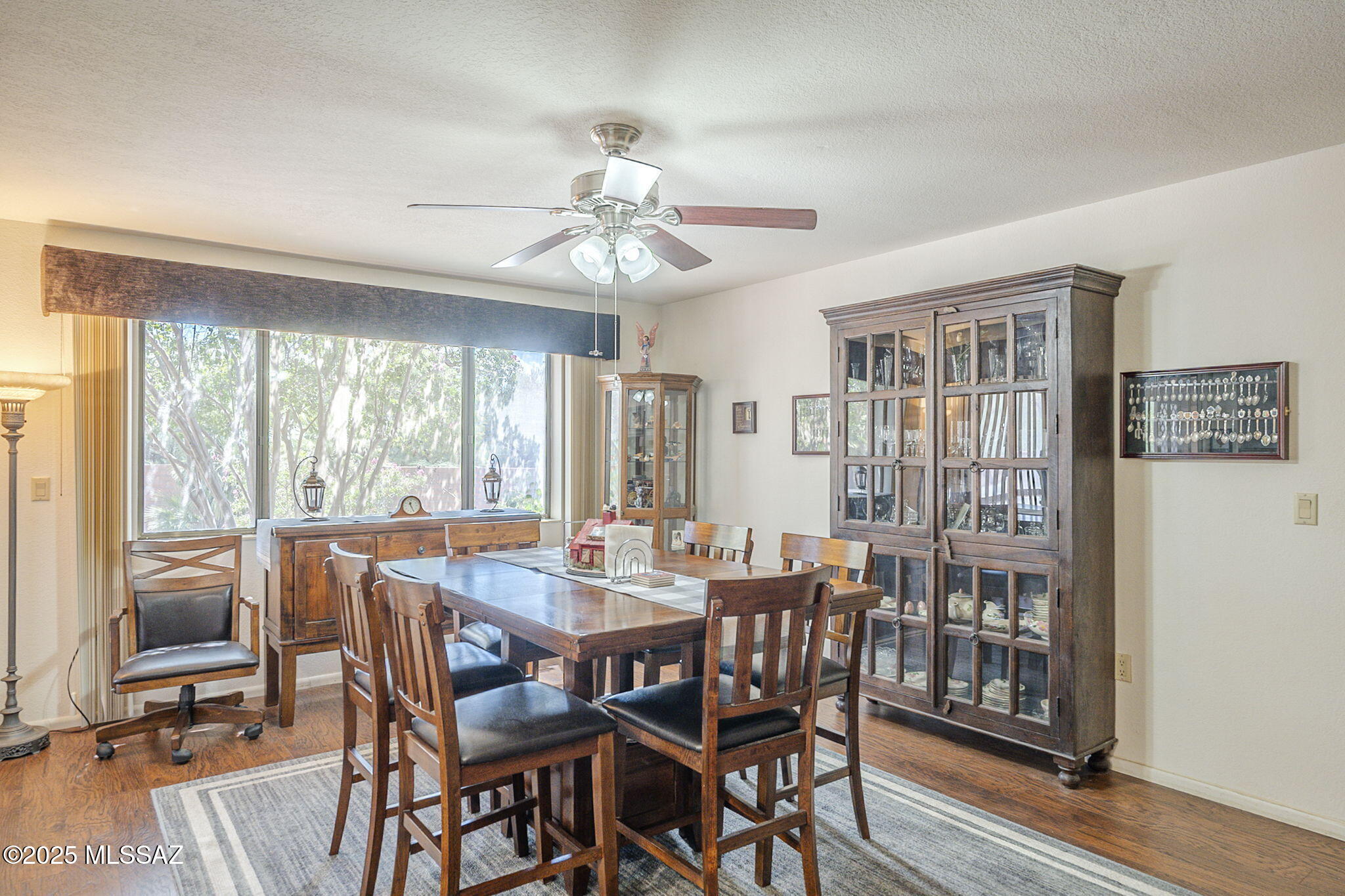 1310 N La Canoa – photo