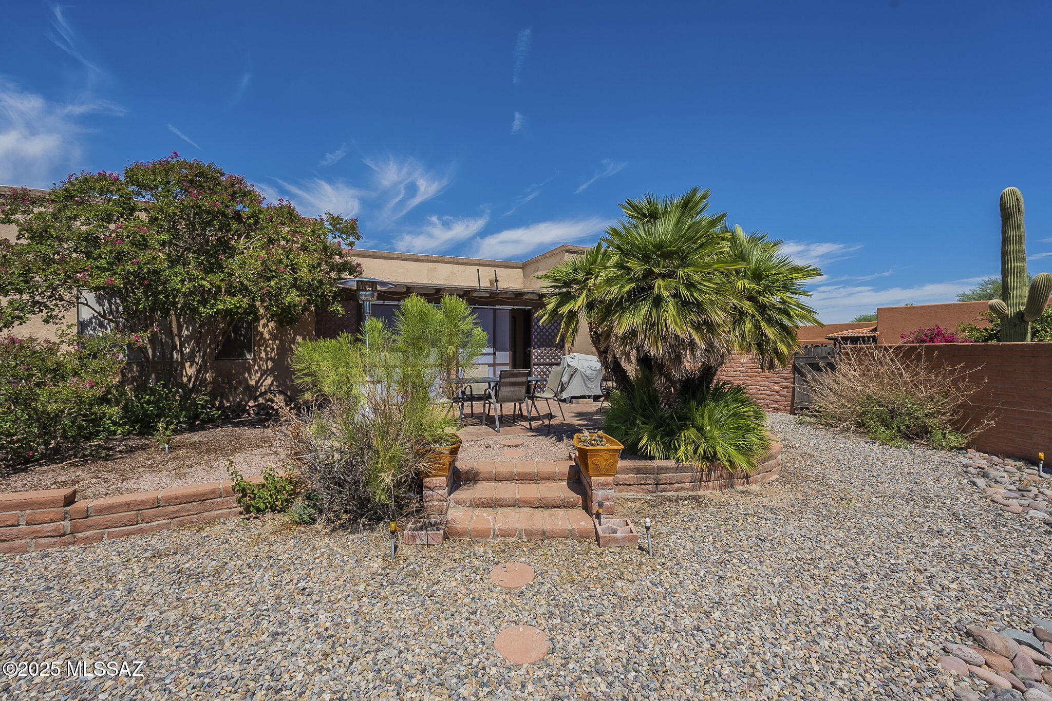 1310 N La Canoa – photo