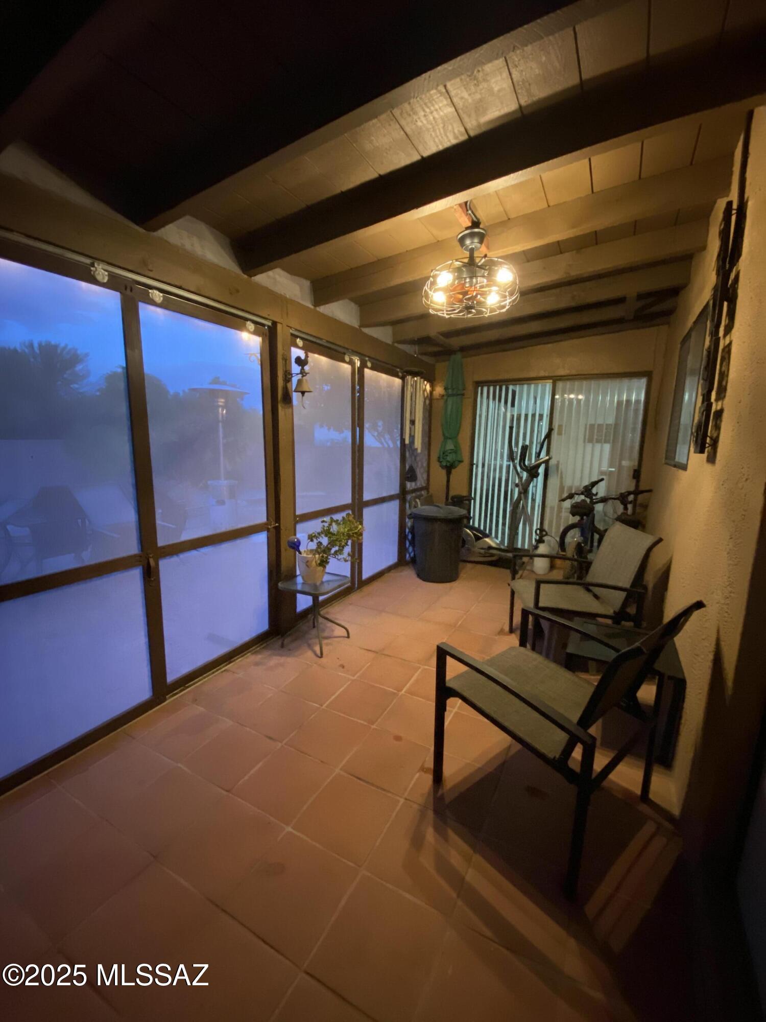 1310 N La Canoa – photo