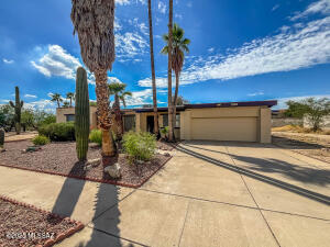 7881 N Soledad
