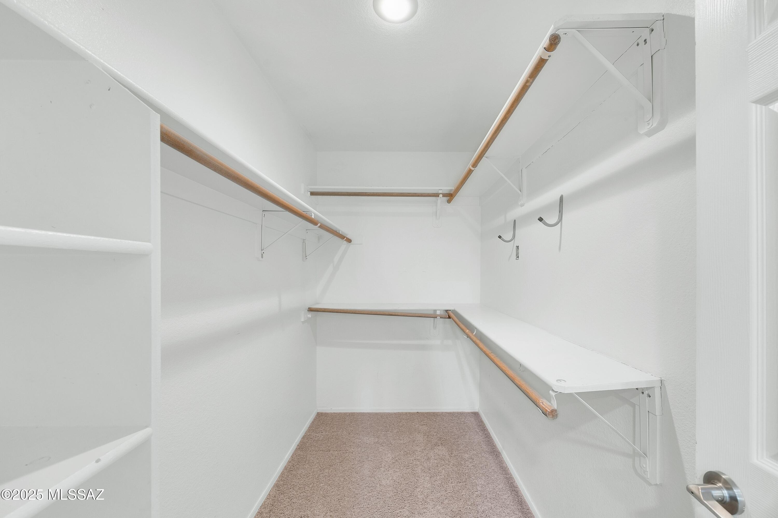 10080 E English Woods – photo