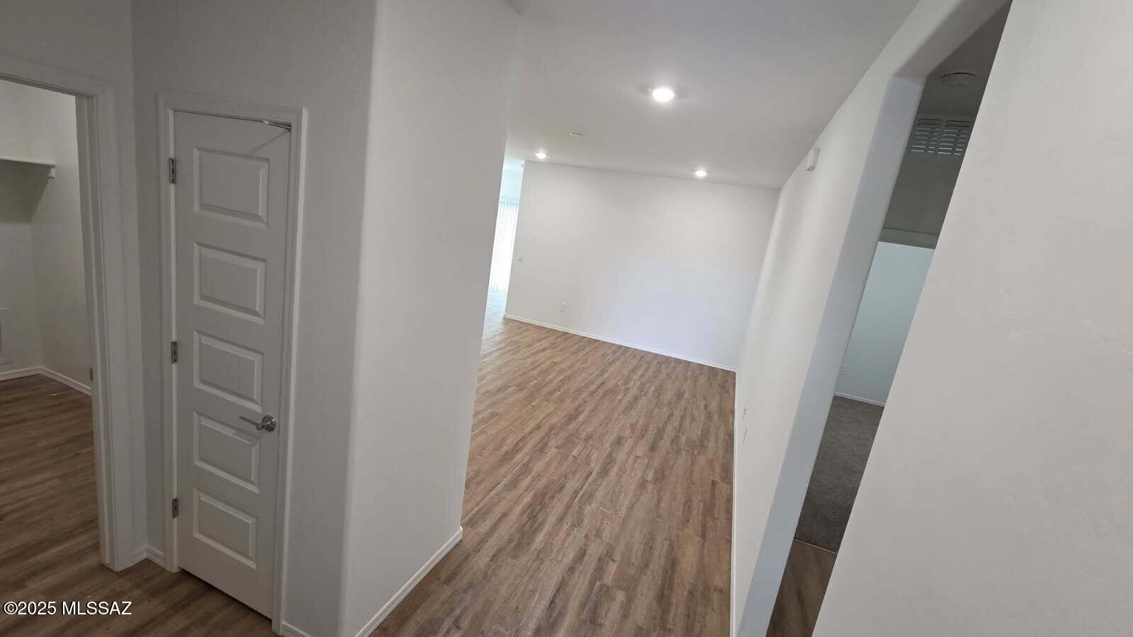 1034 S Chatfield – photo