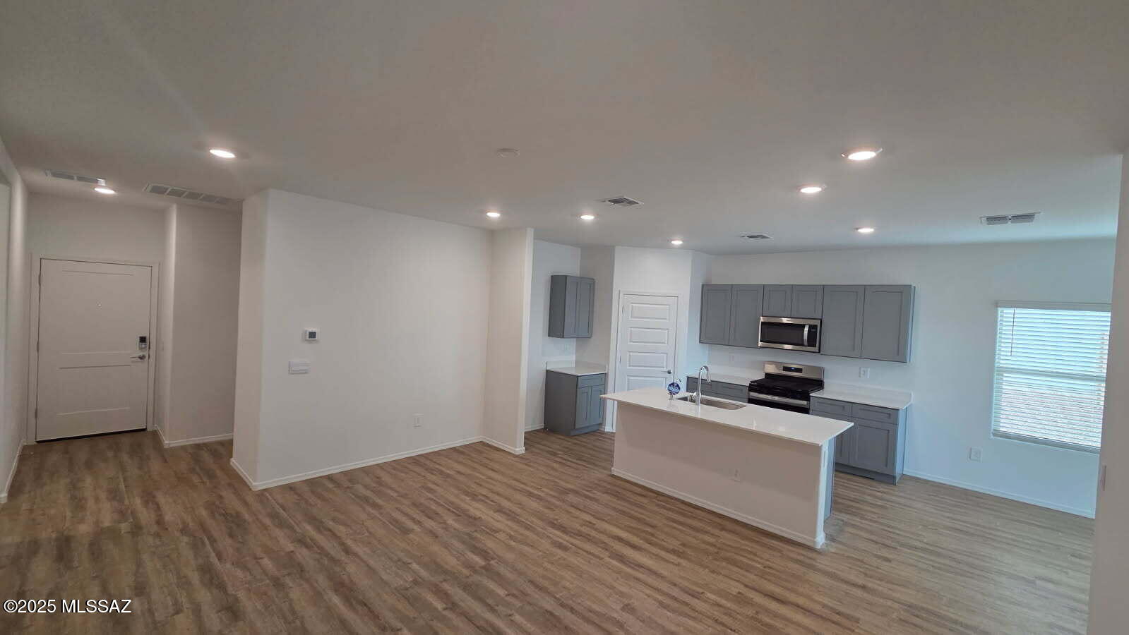 1034 S Chatfield – photo