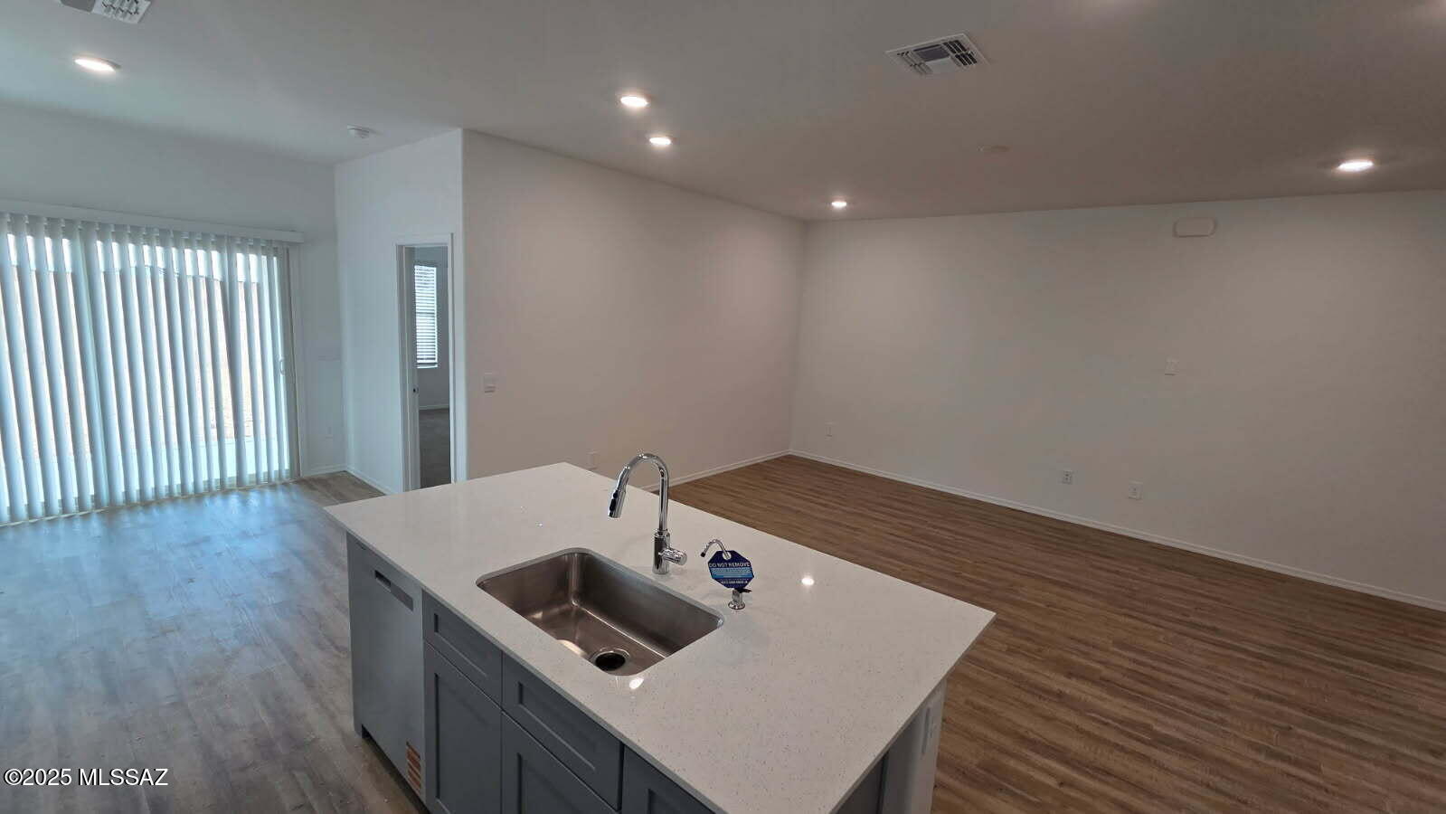 1034 S Chatfield – photo
