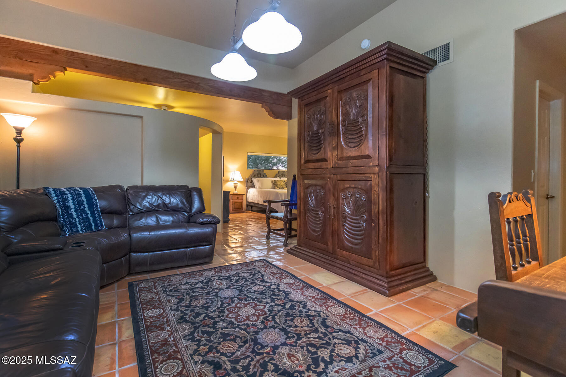 3071 N Wentworth – photo