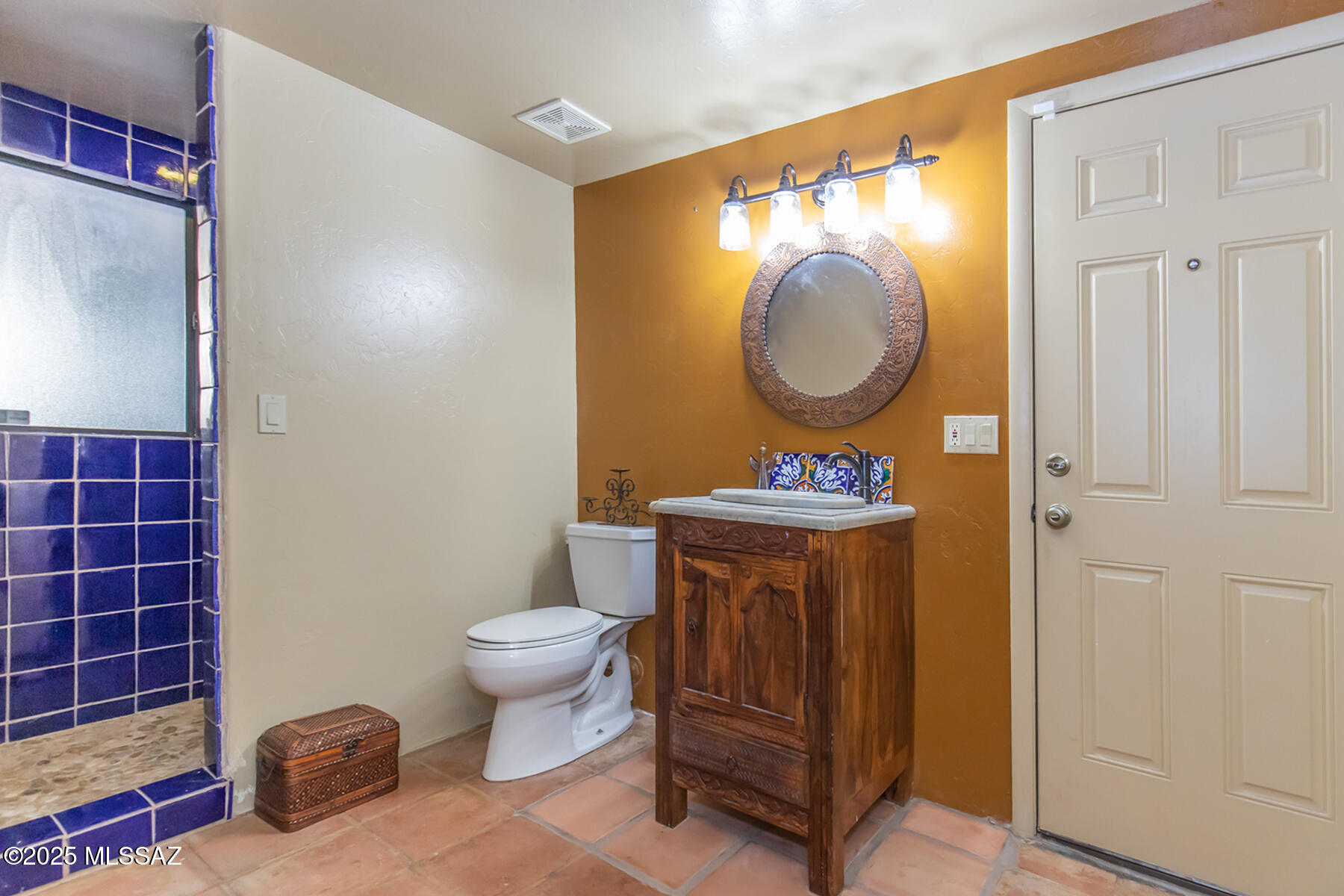 3071 N Wentworth – photo