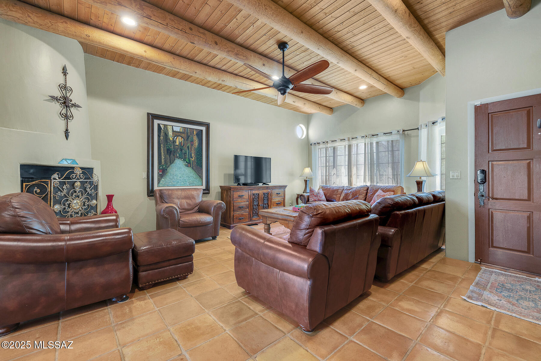 3071 N Wentworth – photo