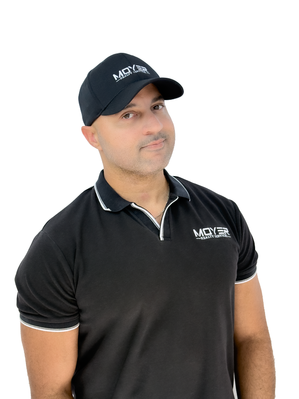 James Moyer Tucson Realtor in Moyer Realty Services polo and hat
